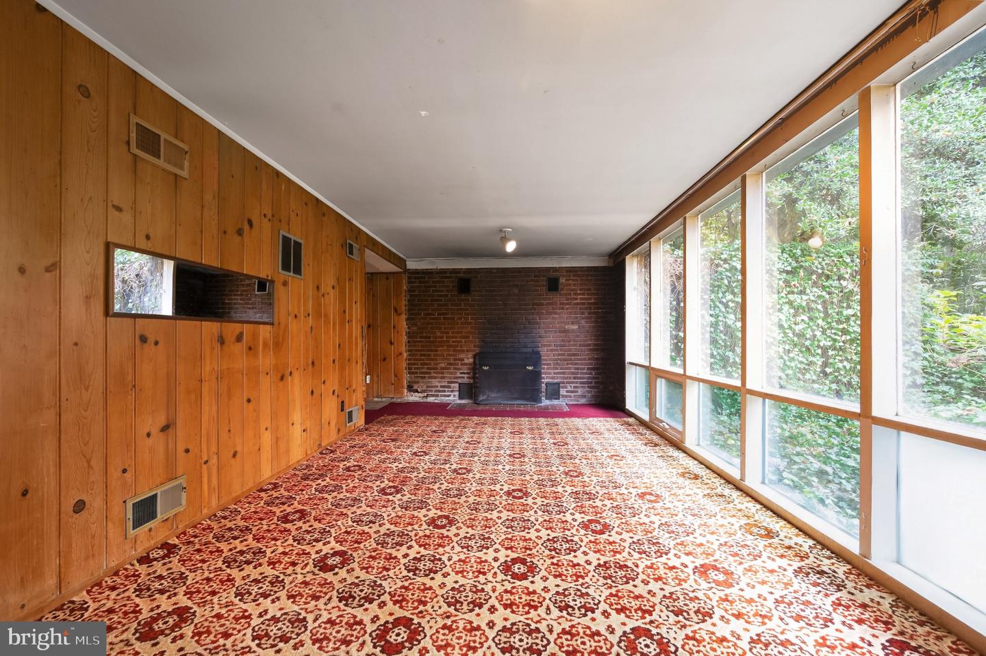 1911 MARTHAS RD, ALEXANDRIA, Virginia 22307, 4 Bedrooms Bedrooms, ,2 BathroomsBathrooms,Residential,For sale,1911 MARTHAS RD,VAFX2277520 MLS # VAFX2277520 1911 MARTHAS RD, ALEXANDRIA, Virginia 22307, 4 Bedrooms Bedrooms, ,2 BathroomsBathrooms,Residential,For sale,1911 MARTHAS RD,VAFX2277520 MLS # VAFX2277520