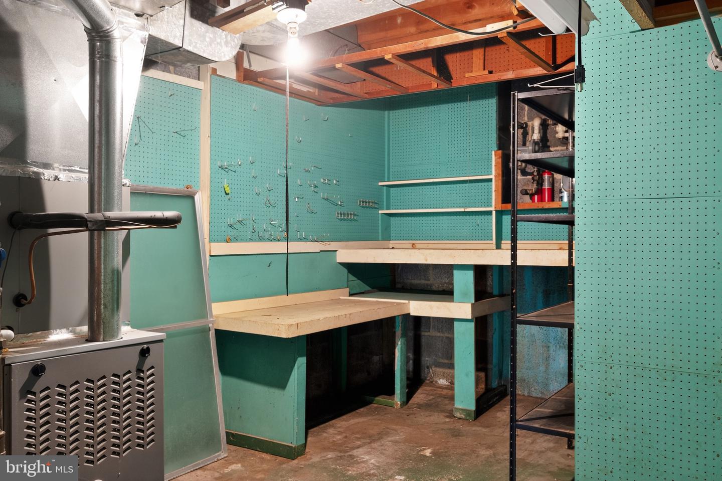 1911 MARTHAS RD, ALEXANDRIA, Virginia 22307, 4 Bedrooms Bedrooms, ,2 BathroomsBathrooms,Residential,For sale,1911 MARTHAS RD,VAFX2277520 MLS # VAFX2277520 1911 MARTHAS RD, ALEXANDRIA, Virginia 22307, 4 Bedrooms Bedrooms, ,2 BathroomsBathrooms,Residential,For sale,1911 MARTHAS RD,VAFX2277520 MLS # VAFX2277520