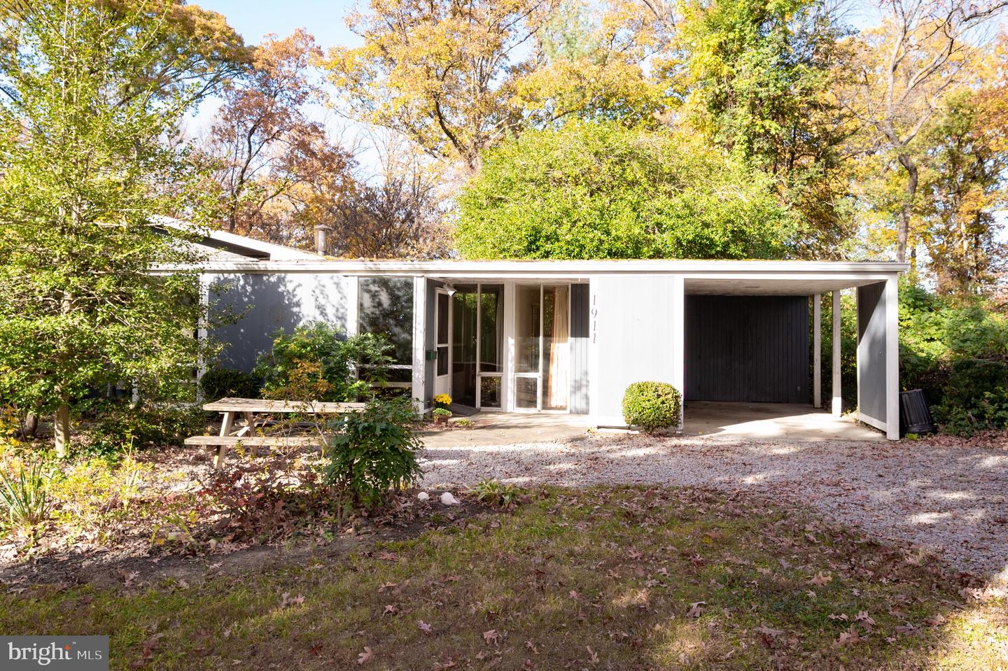 1911 MARTHAS RD, ALEXANDRIA, Virginia 22307, 4 Bedrooms Bedrooms, ,2 BathroomsBathrooms,Residential,For sale,1911 MARTHAS RD,VAFX2277520 MLS # VAFX2277520 1911 MARTHAS RD, ALEXANDRIA, Virginia 22307, 4 Bedrooms Bedrooms, ,2 BathroomsBathrooms,Residential,For sale,1911 MARTHAS RD,VAFX2277520 MLS # VAFX2277520