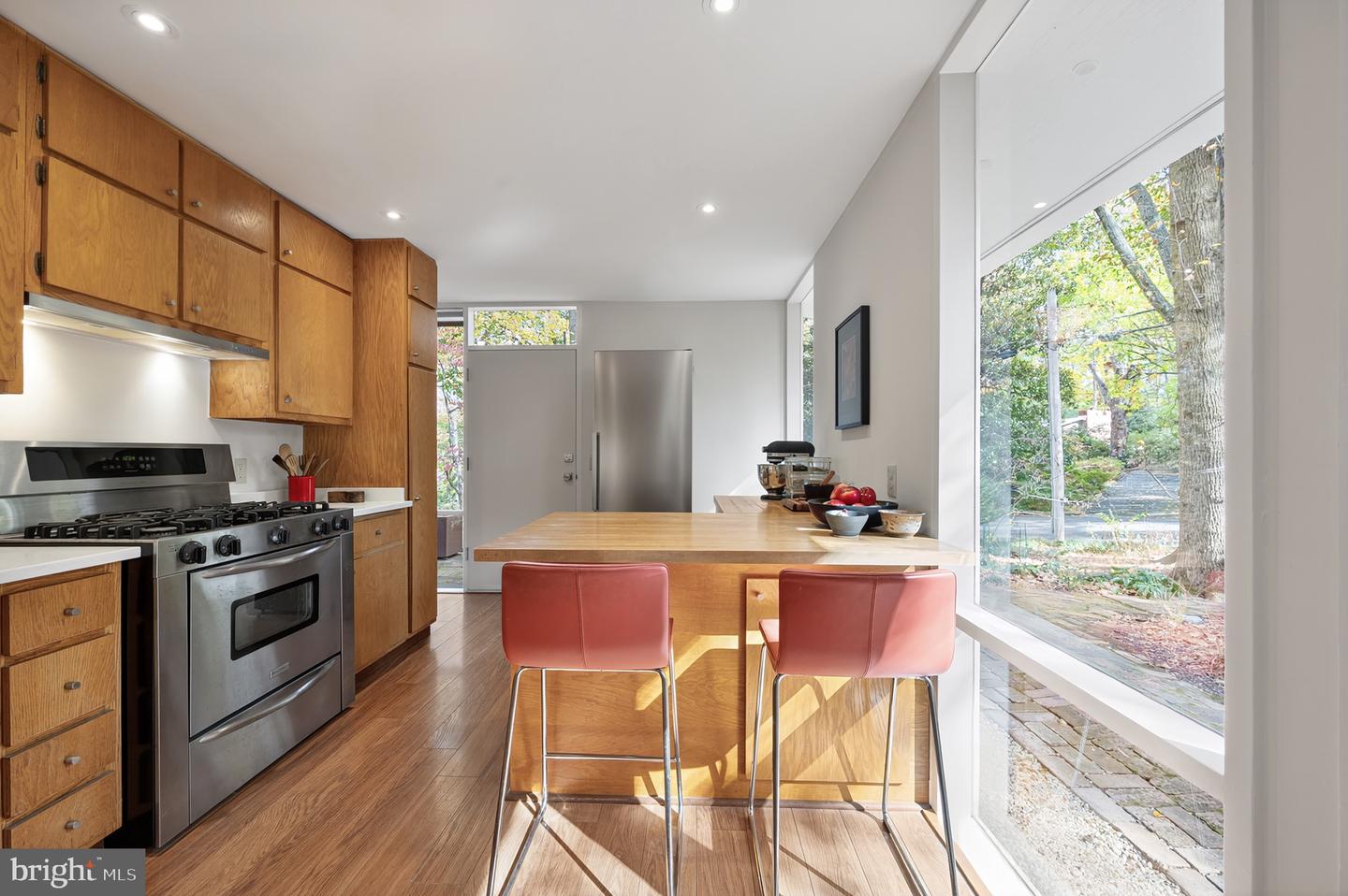 7214 REBECCA DR, ALEXANDRIA, Virginia 22307, 4 Bedrooms Bedrooms, ,1 BathroomBathrooms,Residential,For sale,7214 REBECCA DR,VAFX2277522 MLS # VAFX2277522 7214 REBECCA DR, ALEXANDRIA, Virginia 22307, 4 Bedrooms Bedrooms, ,1 BathroomBathrooms,Residential,For sale,7214 REBECCA DR,VAFX2277522 MLS # VAFX2277522