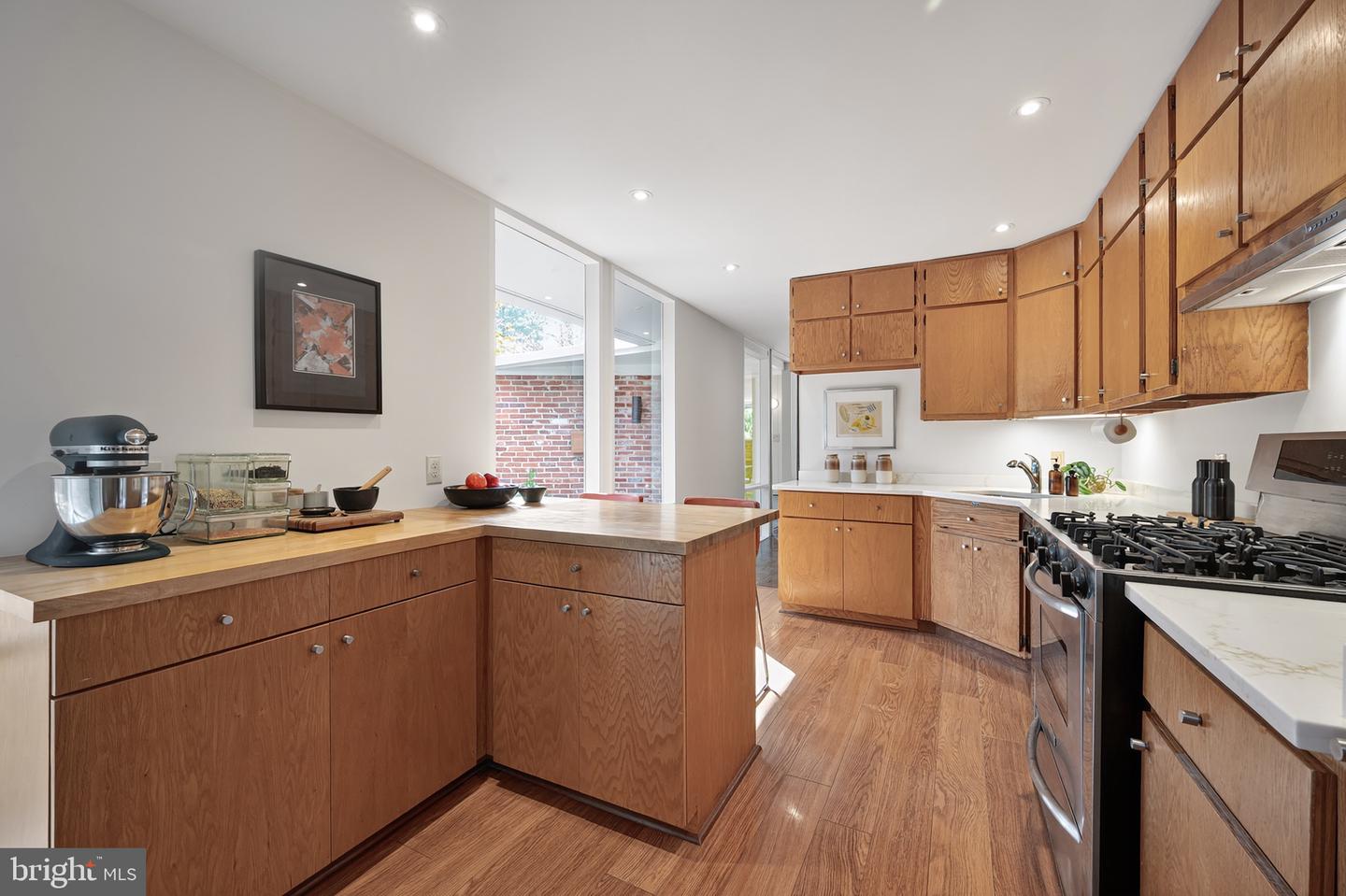 7214 REBECCA DR, ALEXANDRIA, Virginia 22307, 4 Bedrooms Bedrooms, ,1 BathroomBathrooms,Residential,For sale,7214 REBECCA DR,VAFX2277522 MLS # VAFX2277522 7214 REBECCA DR, ALEXANDRIA, Virginia 22307, 4 Bedrooms Bedrooms, ,1 BathroomBathrooms,Residential,For sale,7214 REBECCA DR,VAFX2277522 MLS # VAFX2277522