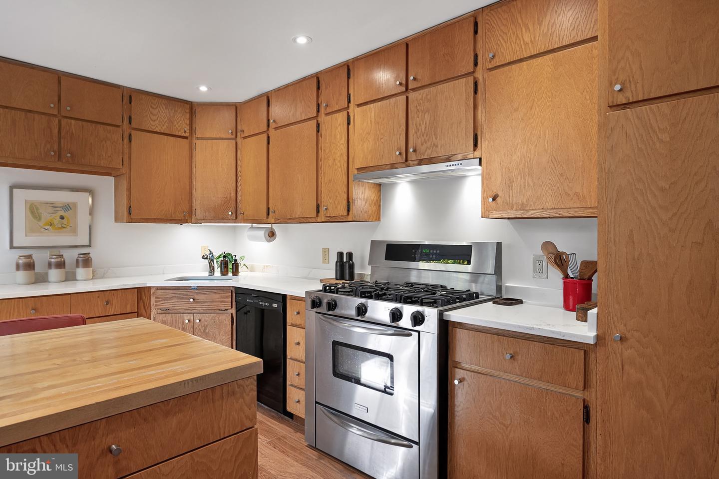 7214 REBECCA DR, ALEXANDRIA, Virginia 22307, 4 Bedrooms Bedrooms, ,1 BathroomBathrooms,Residential,For sale,7214 REBECCA DR,VAFX2277522 MLS # VAFX2277522 7214 REBECCA DR, ALEXANDRIA, Virginia 22307, 4 Bedrooms Bedrooms, ,1 BathroomBathrooms,Residential,For sale,7214 REBECCA DR,VAFX2277522 MLS # VAFX2277522