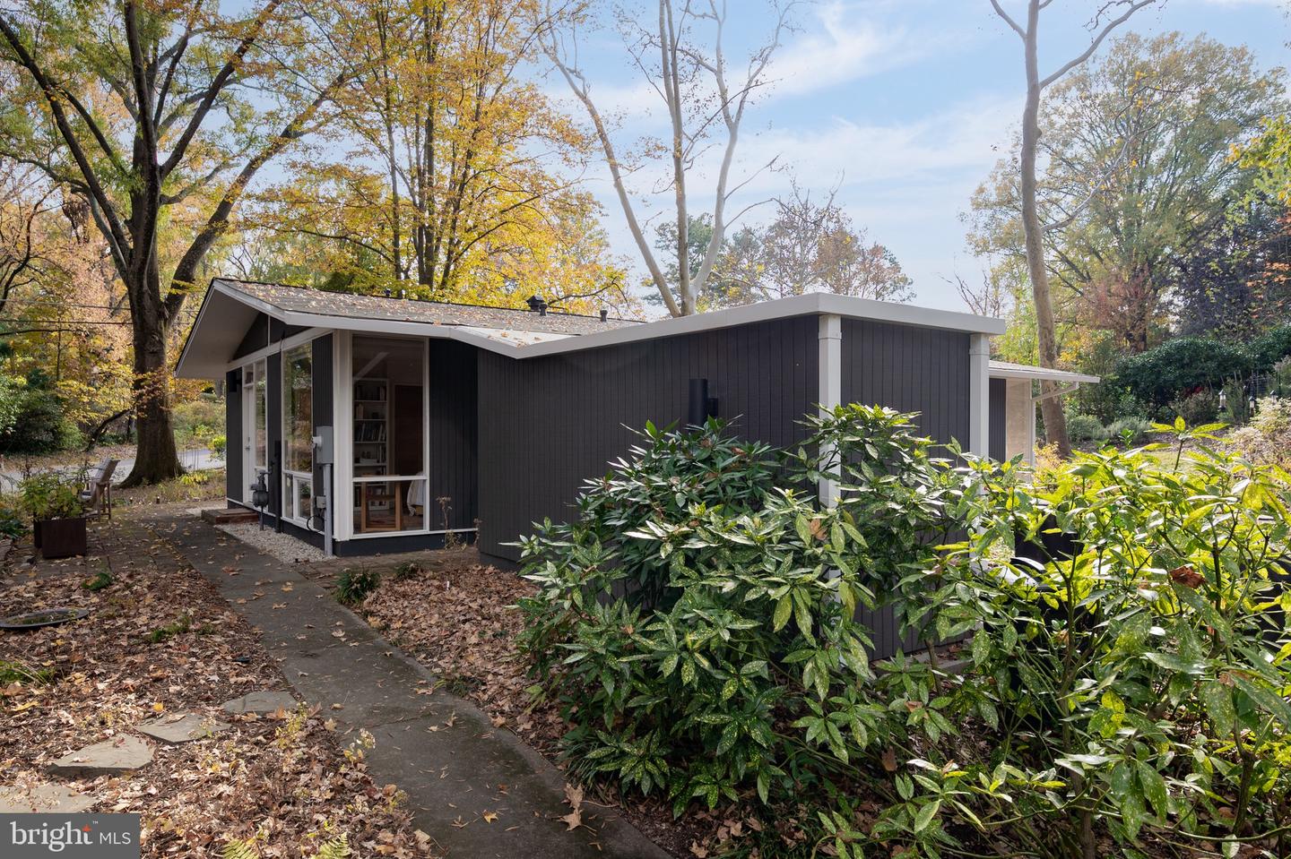 7214 REBECCA DR, ALEXANDRIA, Virginia 22307, 4 Bedrooms Bedrooms, ,1 BathroomBathrooms,Residential,For sale,7214 REBECCA DR,VAFX2277522 MLS # VAFX2277522 7214 REBECCA DR, ALEXANDRIA, Virginia 22307, 4 Bedrooms Bedrooms, ,1 BathroomBathrooms,Residential,For sale,7214 REBECCA DR,VAFX2277522 MLS # VAFX2277522