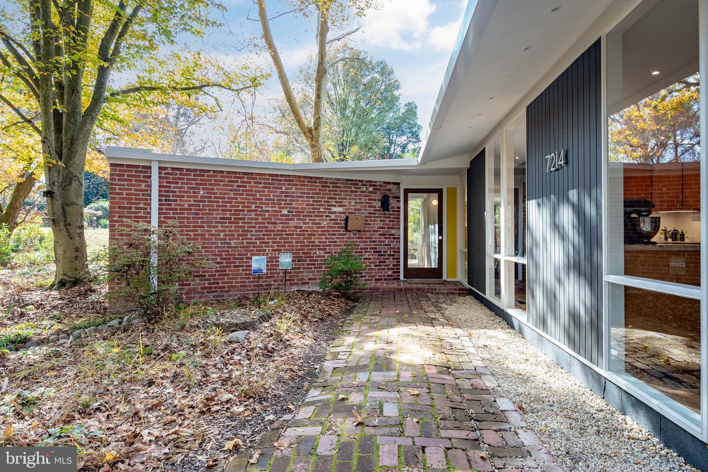 7214 REBECCA DR, ALEXANDRIA, Virginia 22307, 4 Bedrooms Bedrooms, ,1 BathroomBathrooms,Residential,For sale,7214 REBECCA DR,VAFX2277522 MLS # VAFX2277522 7214 REBECCA DR, ALEXANDRIA, Virginia 22307, 4 Bedrooms Bedrooms, ,1 BathroomBathrooms,Residential,For sale,7214 REBECCA DR,VAFX2277522 MLS # VAFX2277522