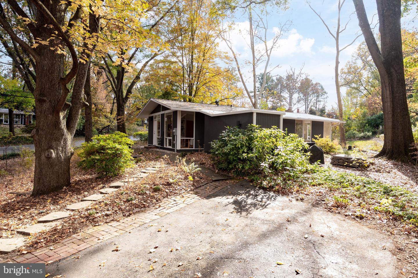 7214 REBECCA DR, ALEXANDRIA, Virginia 22307, 4 Bedrooms Bedrooms, ,1 BathroomBathrooms,Residential,For sale,7214 REBECCA DR,VAFX2277522 MLS # VAFX2277522 7214 REBECCA DR, ALEXANDRIA, Virginia 22307, 4 Bedrooms Bedrooms, ,1 BathroomBathrooms,Residential,For sale,7214 REBECCA DR,VAFX2277522 MLS # VAFX2277522