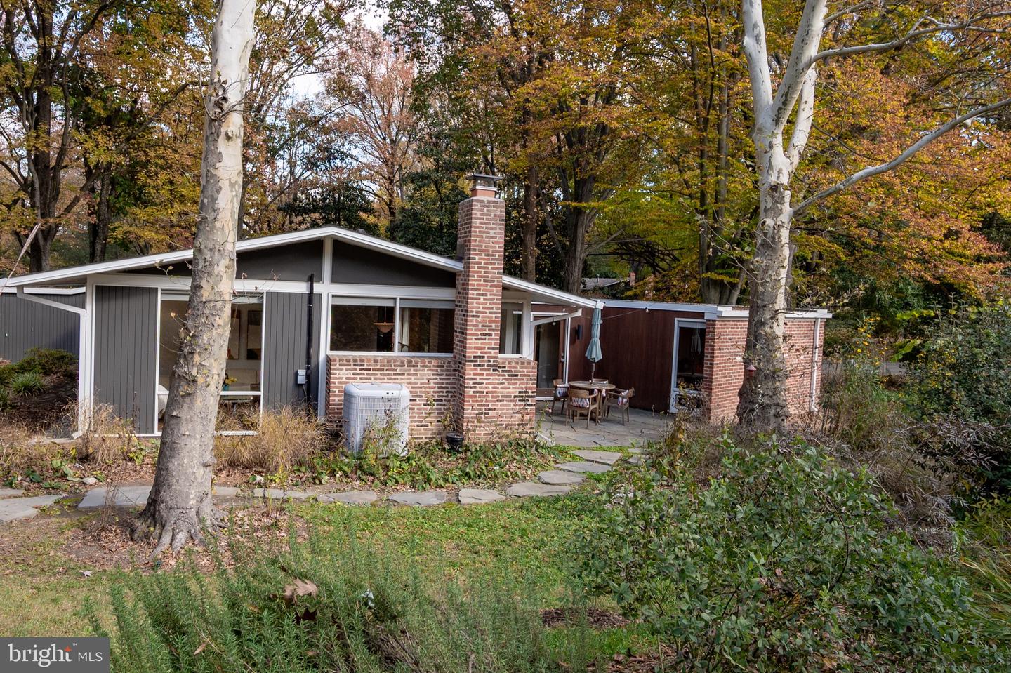 7214 REBECCA DR, ALEXANDRIA, Virginia 22307, 4 Bedrooms Bedrooms, ,1 BathroomBathrooms,Residential,For sale,7214 REBECCA DR,VAFX2277522 MLS # VAFX2277522 7214 REBECCA DR, ALEXANDRIA, Virginia 22307, 4 Bedrooms Bedrooms, ,1 BathroomBathrooms,Residential,For sale,7214 REBECCA DR,VAFX2277522 MLS # VAFX2277522