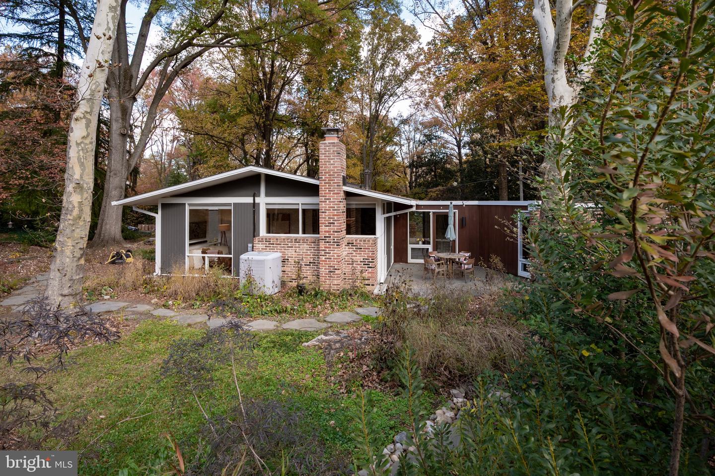 7214 REBECCA DR, ALEXANDRIA, Virginia 22307, 4 Bedrooms Bedrooms, ,1 BathroomBathrooms,Residential,For sale,7214 REBECCA DR,VAFX2277522 MLS # VAFX2277522 7214 REBECCA DR, ALEXANDRIA, Virginia 22307, 4 Bedrooms Bedrooms, ,1 BathroomBathrooms,Residential,For sale,7214 REBECCA DR,VAFX2277522 MLS # VAFX2277522