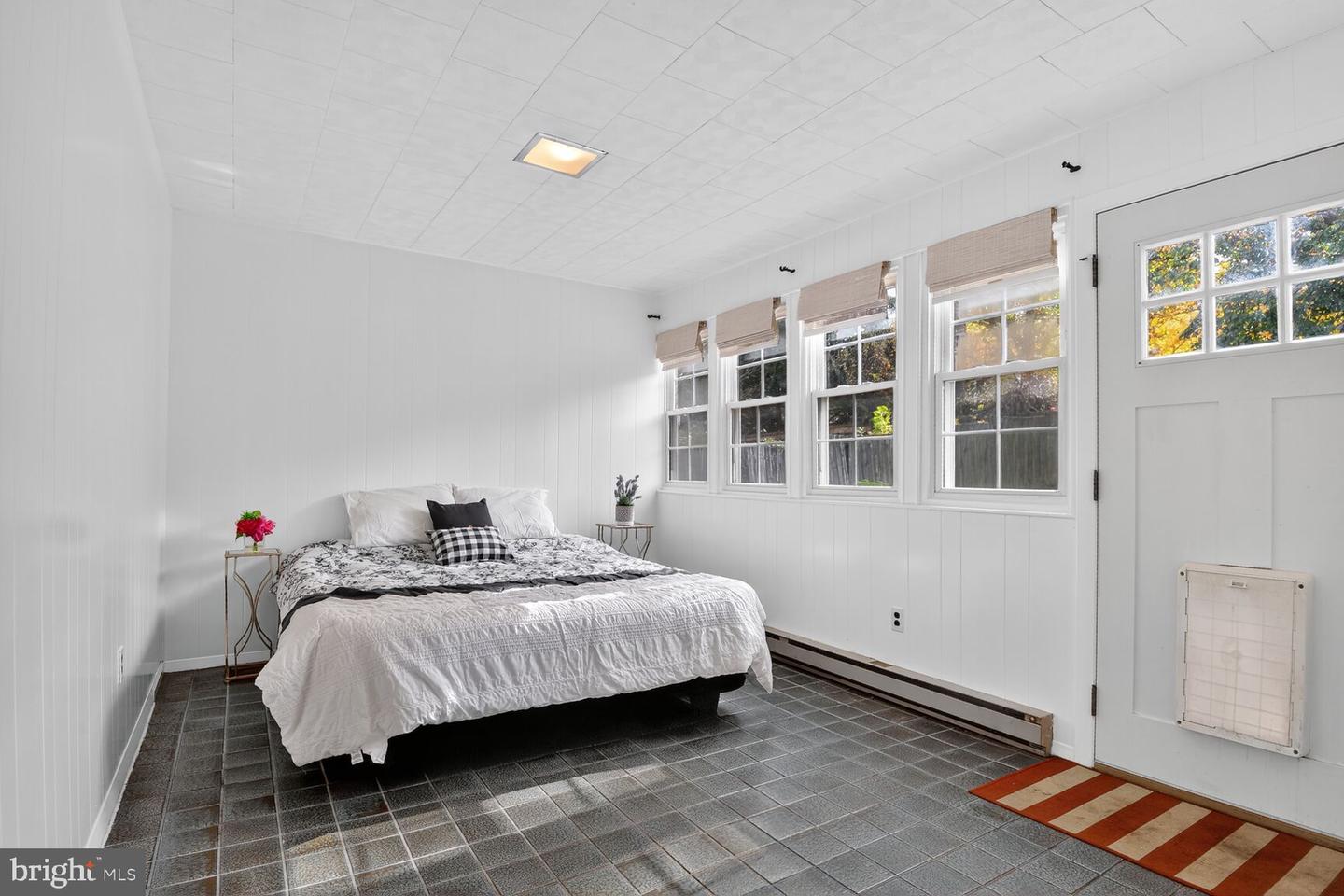 3203 ELMWOOD DR, ALEXANDRIA, Virginia 22303, 3 Bedrooms Bedrooms, ,2 BathroomsBathrooms,Residential,For sale,3203 ELMWOOD DR,VAFX2277526 MLS # VAFX2277526 3203 ELMWOOD DR, ALEXANDRIA, Virginia 22303, 3 Bedrooms Bedrooms, ,2 BathroomsBathrooms,Residential,For sale,3203 ELMWOOD DR,VAFX2277526 MLS # VAFX2277526