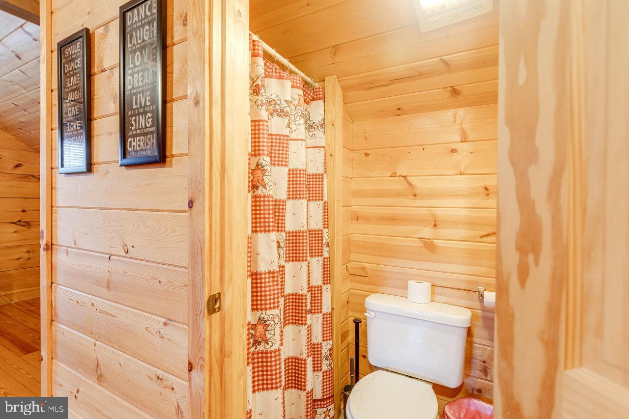 900 CROOKED RUN RD, SHENANDOAH, Virginia 22849, 2 Bedrooms Bedrooms, ,2 BathroomsBathrooms,Residential,For sale,900 CROOKED RUN RD,VAPA2005570 MLS # VAPA2005570 900 CROOKED RUN RD, SHENANDOAH, Virginia 22849, 2 Bedrooms Bedrooms, ,2 BathroomsBathrooms,Residential,For sale,900 CROOKED RUN RD,VAPA2005570 MLS # VAPA2005570