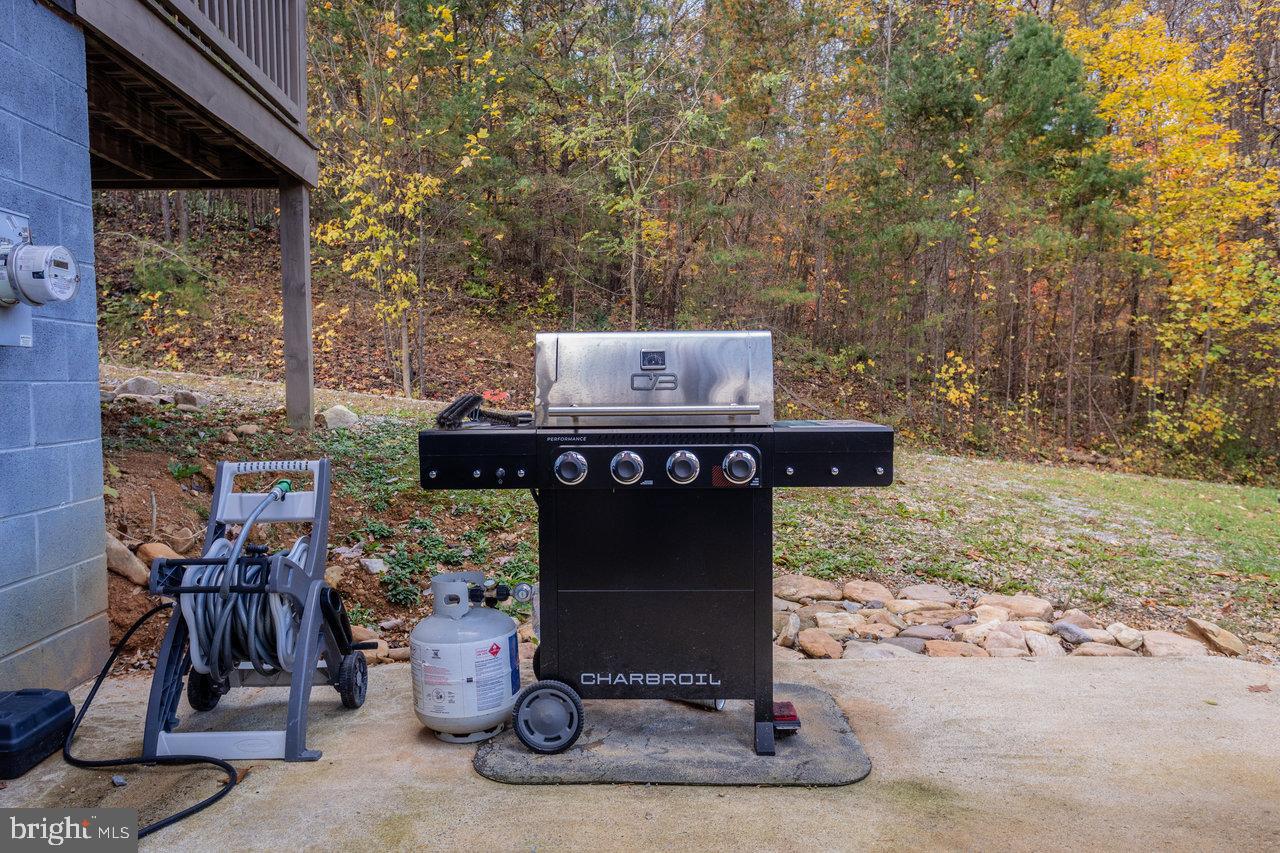 900 CROOKED RUN RD, SHENANDOAH, Virginia 22849, 2 Bedrooms Bedrooms, ,2 BathroomsBathrooms,Residential,For sale,900 CROOKED RUN RD,VAPA2005570 MLS # VAPA2005570 900 CROOKED RUN RD, SHENANDOAH, Virginia 22849, 2 Bedrooms Bedrooms, ,2 BathroomsBathrooms,Residential,For sale,900 CROOKED RUN RD,VAPA2005570 MLS # VAPA2005570