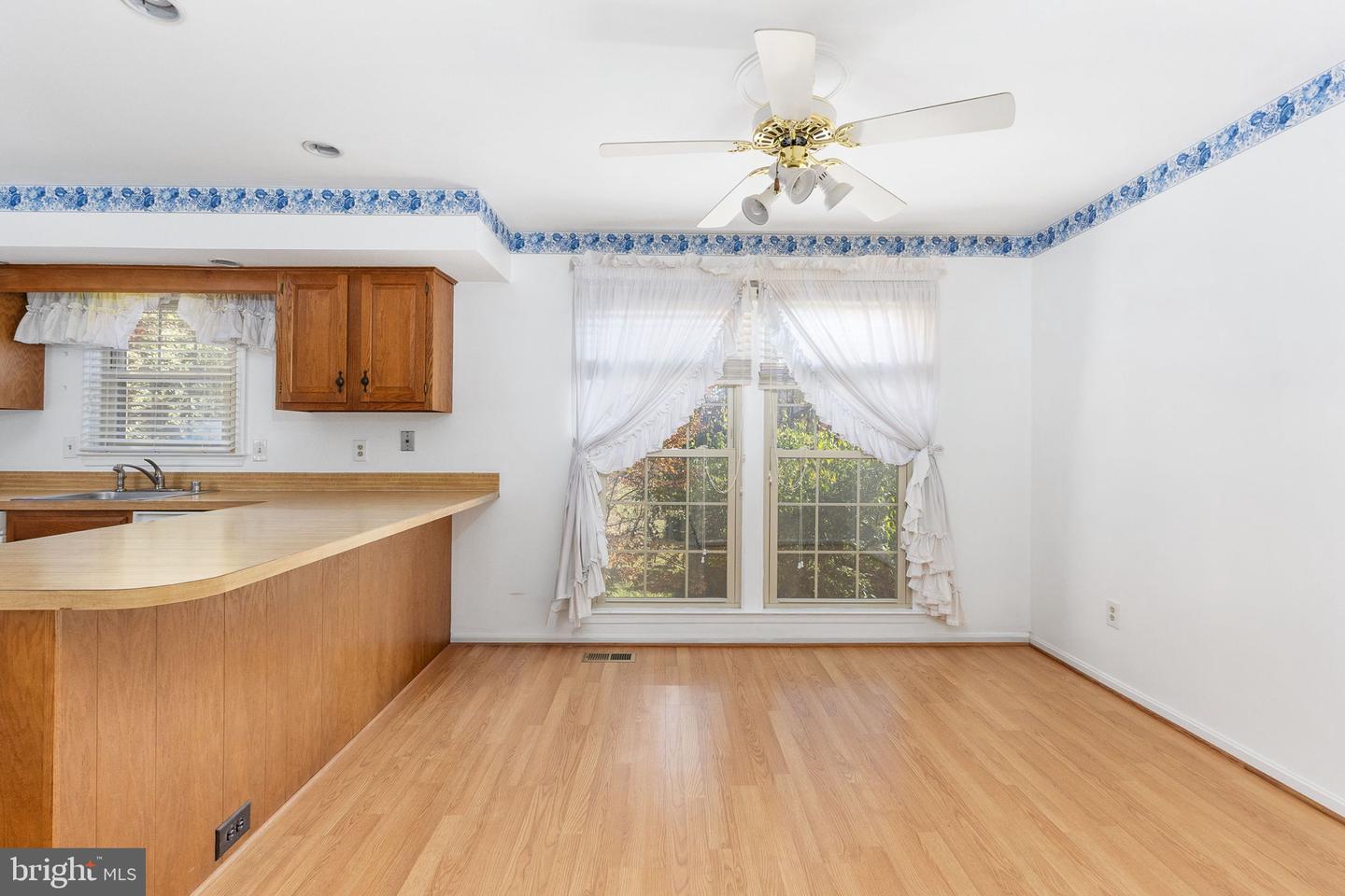 5453 CHESHIRE MEADOWS WAY, FAIRFAX, Virginia 22032, 3 Bedrooms Bedrooms, 13 Rooms Rooms,3 BathroomsBathrooms,Residential,For sale,5453 CHESHIRE MEADOWS WAY,VAFX2277990 MLS # VAFX2277990 5453 CHESHIRE MEADOWS WAY, FAIRFAX, Virginia 22032, 3 Bedrooms Bedrooms, 13 Rooms Rooms,3 BathroomsBathrooms,Residential,For sale,5453 CHESHIRE MEADOWS WAY,VAFX2277990 MLS # VAFX2277990