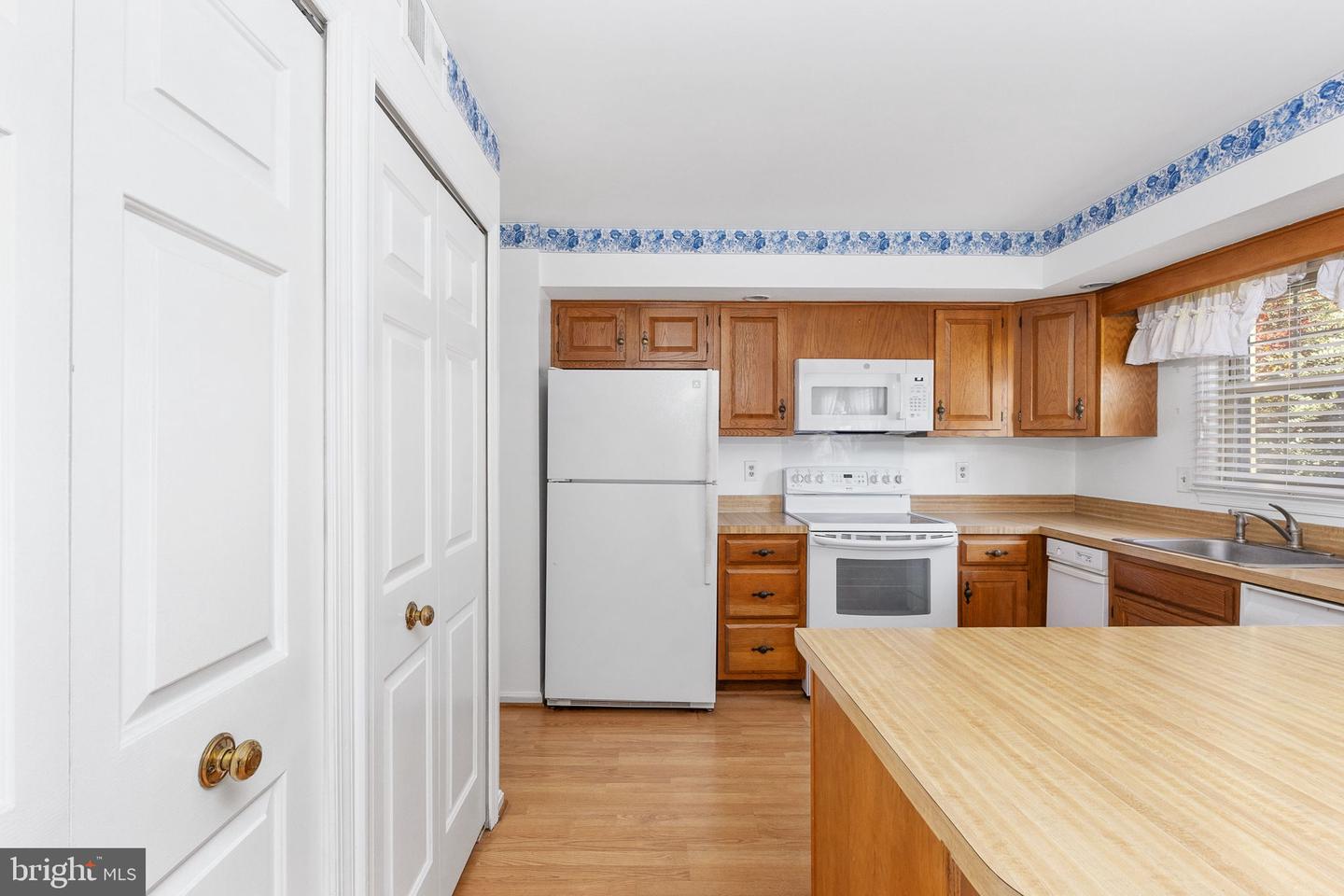 5453 CHESHIRE MEADOWS WAY, FAIRFAX, Virginia 22032, 3 Bedrooms Bedrooms, 13 Rooms Rooms,3 BathroomsBathrooms,Residential,For sale,5453 CHESHIRE MEADOWS WAY,VAFX2277990 MLS # VAFX2277990 5453 CHESHIRE MEADOWS WAY, FAIRFAX, Virginia 22032, 3 Bedrooms Bedrooms, 13 Rooms Rooms,3 BathroomsBathrooms,Residential,For sale,5453 CHESHIRE MEADOWS WAY,VAFX2277990 MLS # VAFX2277990