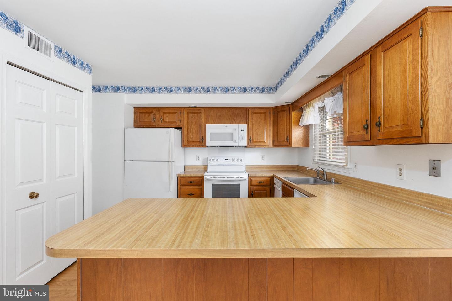 5453 CHESHIRE MEADOWS WAY, FAIRFAX, Virginia 22032, 3 Bedrooms Bedrooms, 13 Rooms Rooms,3 BathroomsBathrooms,Residential,For sale,5453 CHESHIRE MEADOWS WAY,VAFX2277990 MLS # VAFX2277990 5453 CHESHIRE MEADOWS WAY, FAIRFAX, Virginia 22032, 3 Bedrooms Bedrooms, 13 Rooms Rooms,3 BathroomsBathrooms,Residential,For sale,5453 CHESHIRE MEADOWS WAY,VAFX2277990 MLS # VAFX2277990