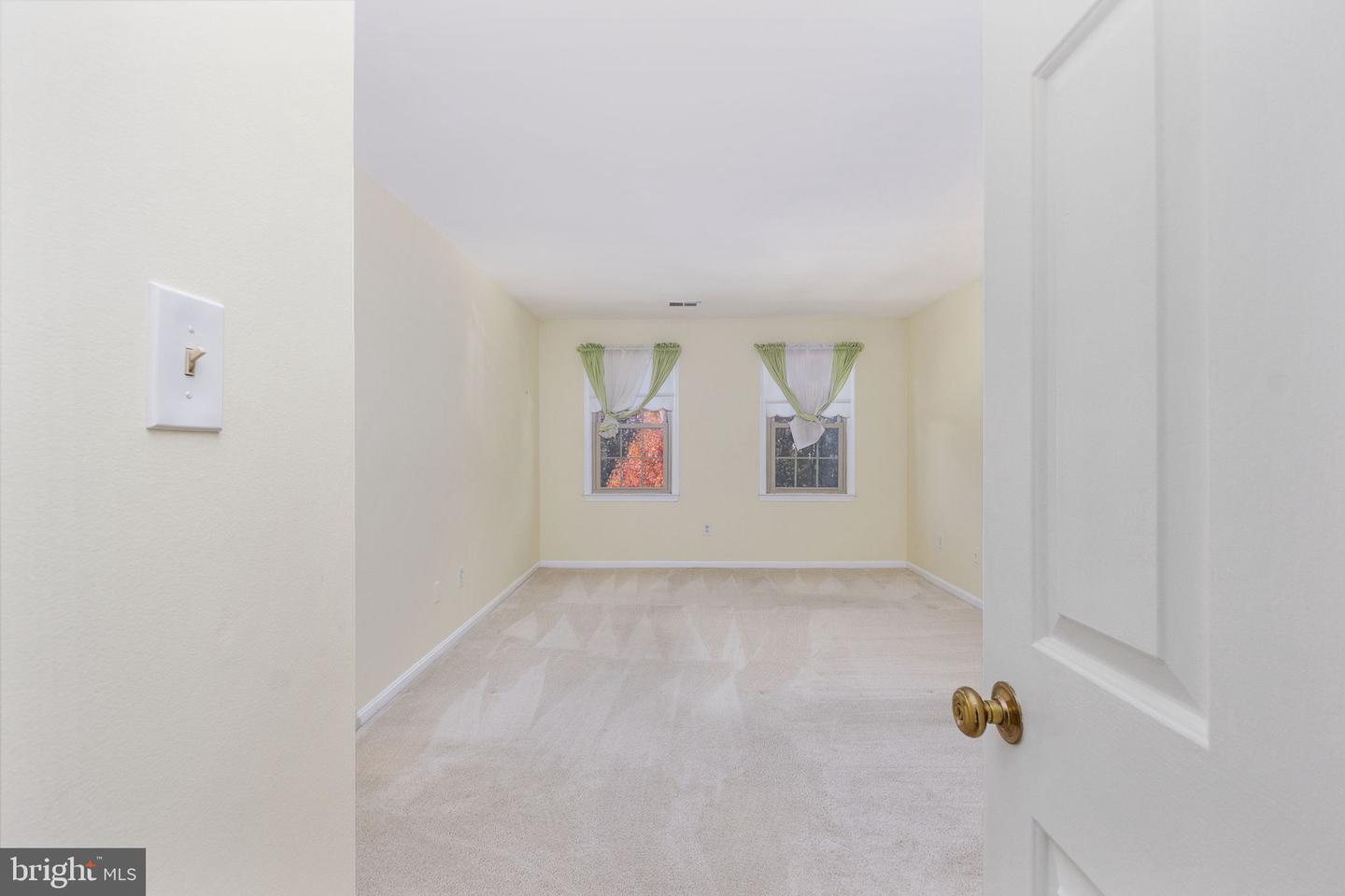 5453 CHESHIRE MEADOWS WAY, FAIRFAX, Virginia 22032, 3 Bedrooms Bedrooms, 13 Rooms Rooms,3 BathroomsBathrooms,Residential,For sale,5453 CHESHIRE MEADOWS WAY,VAFX2277990 MLS # VAFX2277990 5453 CHESHIRE MEADOWS WAY, FAIRFAX, Virginia 22032, 3 Bedrooms Bedrooms, 13 Rooms Rooms,3 BathroomsBathrooms,Residential,For sale,5453 CHESHIRE MEADOWS WAY,VAFX2277990 MLS # VAFX2277990