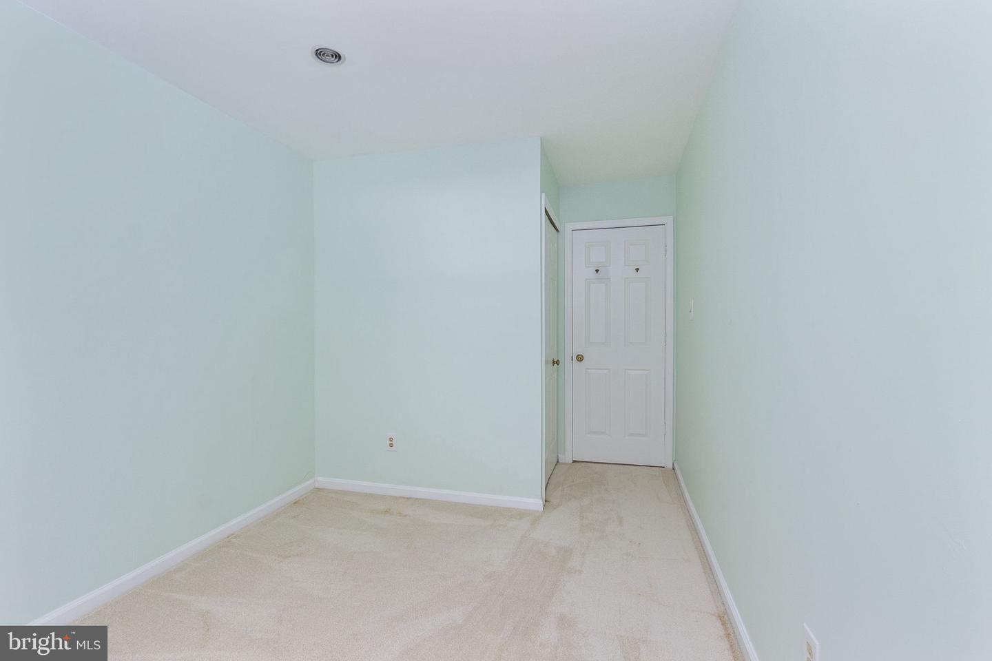 5453 CHESHIRE MEADOWS WAY, FAIRFAX, Virginia 22032, 3 Bedrooms Bedrooms, 13 Rooms Rooms,3 BathroomsBathrooms,Residential,For sale,5453 CHESHIRE MEADOWS WAY,VAFX2277990 MLS # VAFX2277990 5453 CHESHIRE MEADOWS WAY, FAIRFAX, Virginia 22032, 3 Bedrooms Bedrooms, 13 Rooms Rooms,3 BathroomsBathrooms,Residential,For sale,5453 CHESHIRE MEADOWS WAY,VAFX2277990 MLS # VAFX2277990