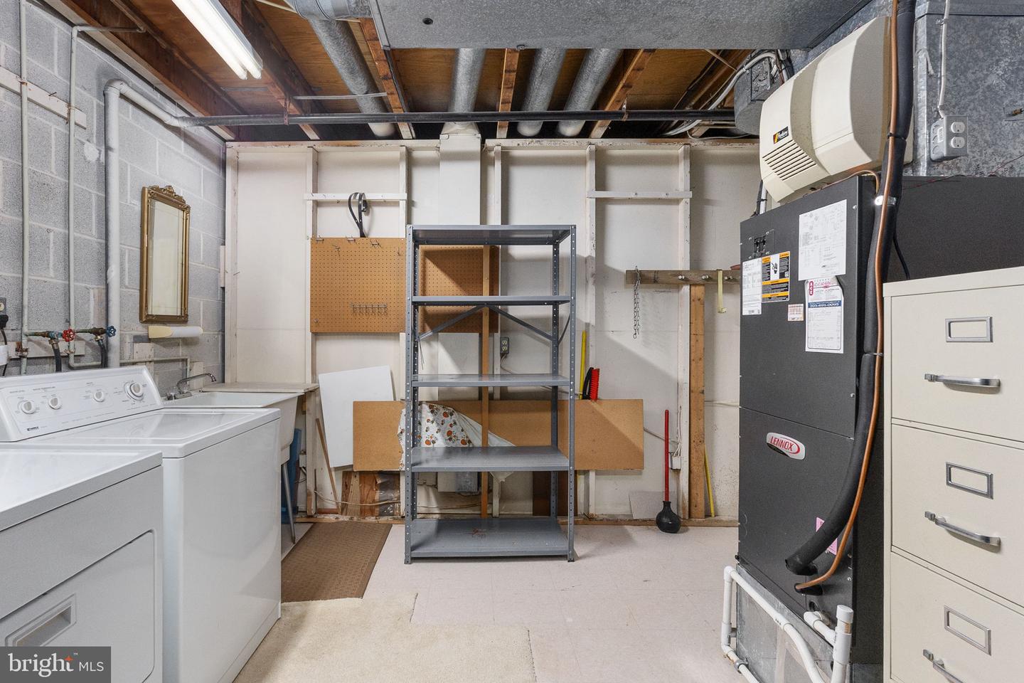 5453 CHESHIRE MEADOWS WAY, FAIRFAX, Virginia 22032, 3 Bedrooms Bedrooms, 13 Rooms Rooms,3 BathroomsBathrooms,Residential,For sale,5453 CHESHIRE MEADOWS WAY,VAFX2277990 MLS # VAFX2277990 5453 CHESHIRE MEADOWS WAY, FAIRFAX, Virginia 22032, 3 Bedrooms Bedrooms, 13 Rooms Rooms,3 BathroomsBathrooms,Residential,For sale,5453 CHESHIRE MEADOWS WAY,VAFX2277990 MLS # VAFX2277990