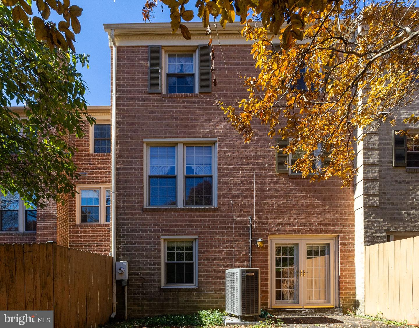 5453 CHESHIRE MEADOWS WAY, FAIRFAX, Virginia 22032, 3 Bedrooms Bedrooms, 13 Rooms Rooms,3 BathroomsBathrooms,Residential,For sale,5453 CHESHIRE MEADOWS WAY,VAFX2277990 MLS # VAFX2277990 5453 CHESHIRE MEADOWS WAY, FAIRFAX, Virginia 22032, 3 Bedrooms Bedrooms, 13 Rooms Rooms,3 BathroomsBathrooms,Residential,For sale,5453 CHESHIRE MEADOWS WAY,VAFX2277990 MLS # VAFX2277990