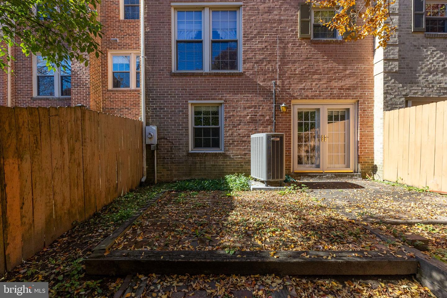 5453 CHESHIRE MEADOWS WAY, FAIRFAX, Virginia 22032, 3 Bedrooms Bedrooms, 13 Rooms Rooms,3 BathroomsBathrooms,Residential,For sale,5453 CHESHIRE MEADOWS WAY,VAFX2277990 MLS # VAFX2277990 5453 CHESHIRE MEADOWS WAY, FAIRFAX, Virginia 22032, 3 Bedrooms Bedrooms, 13 Rooms Rooms,3 BathroomsBathrooms,Residential,For sale,5453 CHESHIRE MEADOWS WAY,VAFX2277990 MLS # VAFX2277990