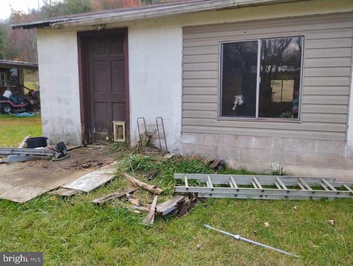 549 BUFFALO MOUNTAIN RD, WILLIS, Virginia 24380, 3 Bedrooms Bedrooms, ,2 BathroomsBathrooms,Residential,For sale,549 BUFFALO MOUNTAIN RD,VAFD2000014 MLS # VAFD2000014