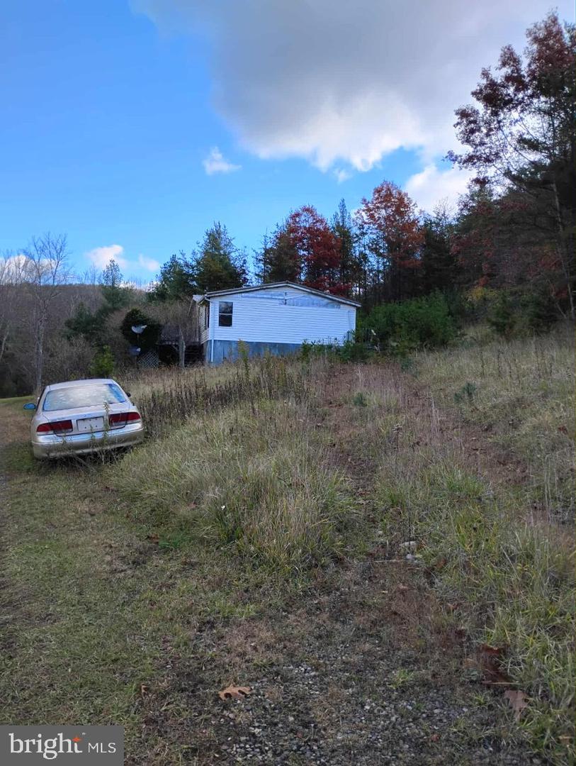 549 BUFFALO MOUNTAIN RD, WILLIS, Virginia 24380, 3 Bedrooms Bedrooms, ,2 BathroomsBathrooms,Residential,For sale,549 BUFFALO MOUNTAIN RD,VAFD2000014 MLS # VAFD2000014