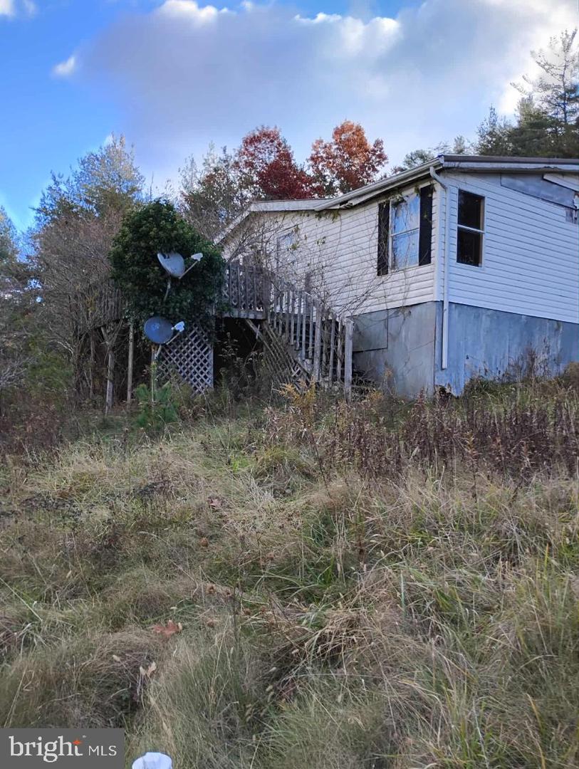 549 BUFFALO MOUNTAIN RD, WILLIS, Virginia 24380, 3 Bedrooms Bedrooms, ,2 BathroomsBathrooms,Residential,For sale,549 BUFFALO MOUNTAIN RD,VAFD2000014 MLS # VAFD2000014