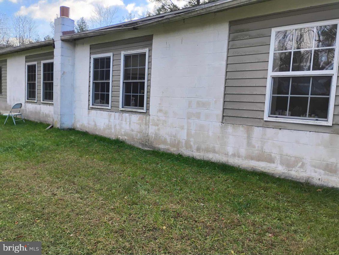 549 BUFFALO MOUNTAIN RD, WILLIS, Virginia 24380, 3 Bedrooms Bedrooms, ,2 BathroomsBathrooms,Residential,For sale,549 BUFFALO MOUNTAIN RD,VAFD2000014 MLS # VAFD2000014