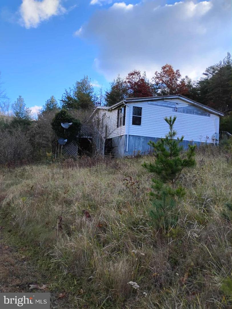 549 BUFFALO MOUNTAIN RD, WILLIS, Virginia 24380, 3 Bedrooms Bedrooms, ,2 BathroomsBathrooms,Residential,For sale,549 BUFFALO MOUNTAIN RD,VAFD2000014 MLS # VAFD2000014