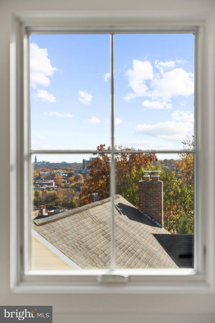 600 29TH RD S, ARLINGTON, Virginia 22202, 5 Bedrooms Bedrooms, ,5 BathroomsBathrooms,Residential,For sale,600 29TH RD S,VAAR2065744 MLS # VAAR2065744