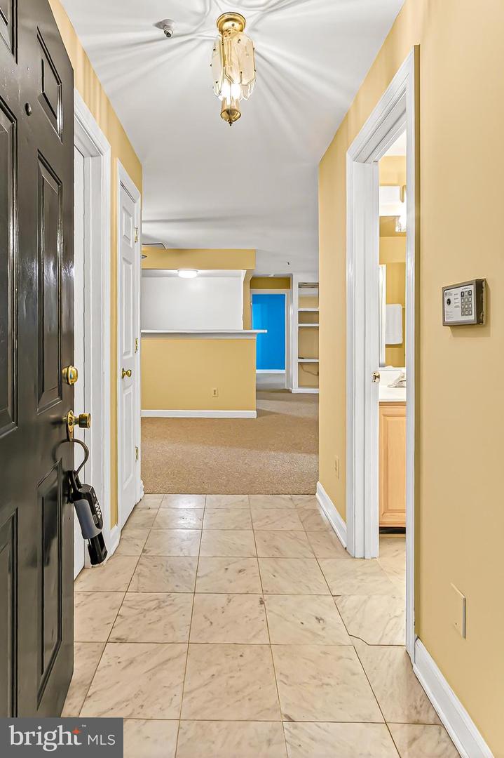 12217 FAIRFIELD HOUSE DR #106A, FAIRFAX, Virginia 22033, 2 Bedrooms Bedrooms, ,2 BathroomsBathrooms,Residential,For sale,12217 FAIRFIELD HOUSE DR #106A,VAFX2278028 MLS # VAFX2278028 12217 FAIRFIELD HOUSE DR #106A, FAIRFAX, Virginia 22033, 2 Bedrooms Bedrooms, ,2 BathroomsBathrooms,Residential,For sale,12217 FAIRFIELD HOUSE DR #106A,VAFX2278028 MLS # VAFX2278028