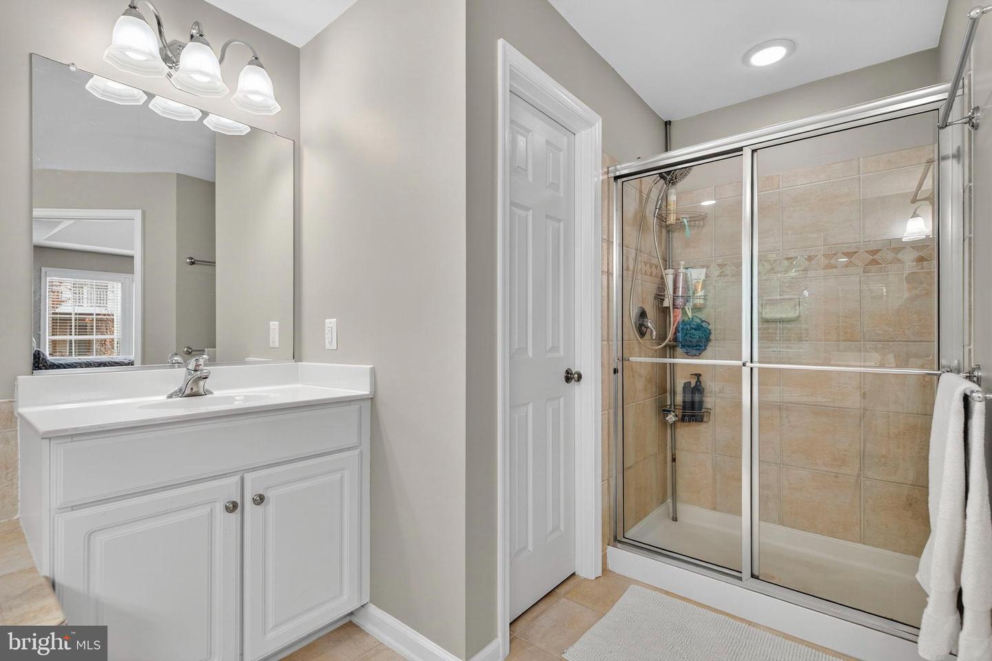 7631 MOVERN LN, WARRENTON, Virginia 20187, 4 Bedrooms Bedrooms, 17 Rooms Rooms,3 BathroomsBathrooms,Residential,For sale,7631 MOVERN LN,VAFQ2019592 MLS # VAFQ2019592 7631 MOVERN LN, WARRENTON, Virginia 20187, 4 Bedrooms Bedrooms, 17 Rooms Rooms,3 BathroomsBathrooms,Residential,For sale,7631 MOVERN LN,VAFQ2019592 MLS # VAFQ2019592