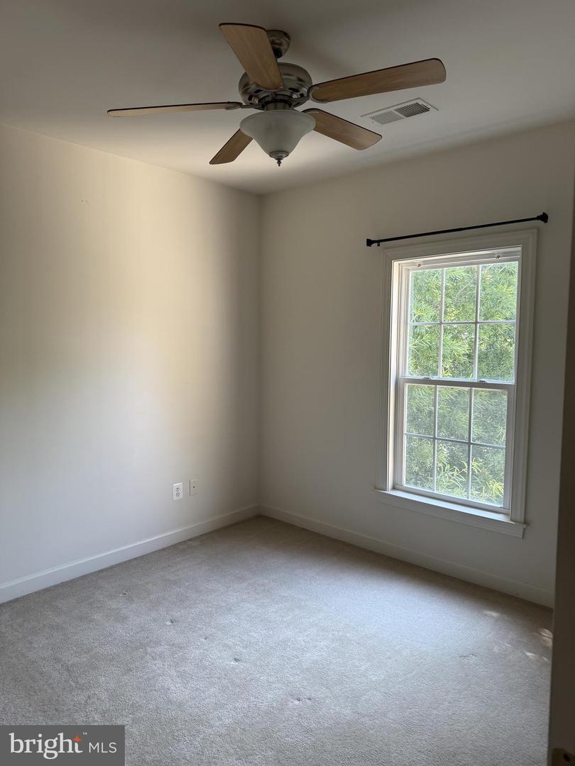 5518 VICTORY LOOP, MANASSAS, Virginia 20112, 4 Bedrooms Bedrooms, 19 Rooms Rooms,4 BathroomsBathrooms,Residential,For sale,5518 VICTORY LOOP,VAPW2107376 MLS # VAPW2107376 5518 VICTORY LOOP, MANASSAS, Virginia 20112, 4 Bedrooms Bedrooms, 19 Rooms Rooms,4 BathroomsBathrooms,Residential,For sale,5518 VICTORY LOOP,VAPW2107376 MLS # VAPW2107376