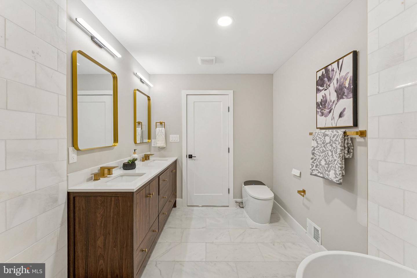 2308 CREEK DR, ALEXANDRIA, Virginia 22308, 5 Bedrooms Bedrooms, ,3 BathroomsBathrooms,Residential,For sale,2308 CREEK DR,VAFX2278070 MLS # VAFX2278070 2308 CREEK DR, ALEXANDRIA, Virginia 22308, 5 Bedrooms Bedrooms, ,3 BathroomsBathrooms,Residential,For sale,2308 CREEK DR,VAFX2278070 MLS # VAFX2278070