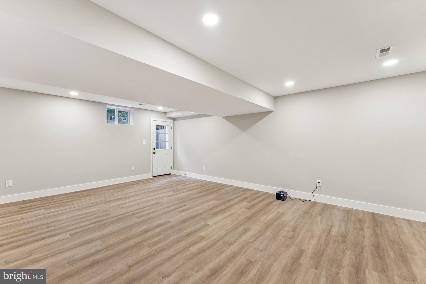 2308 CREEK DR, ALEXANDRIA, Virginia 22308, 5 Bedrooms Bedrooms, ,3 BathroomsBathrooms,Residential,For sale,2308 CREEK DR,VAFX2278070 MLS # VAFX2278070 2308 CREEK DR, ALEXANDRIA, Virginia 22308, 5 Bedrooms Bedrooms, ,3 BathroomsBathrooms,Residential,For sale,2308 CREEK DR,VAFX2278070 MLS # VAFX2278070