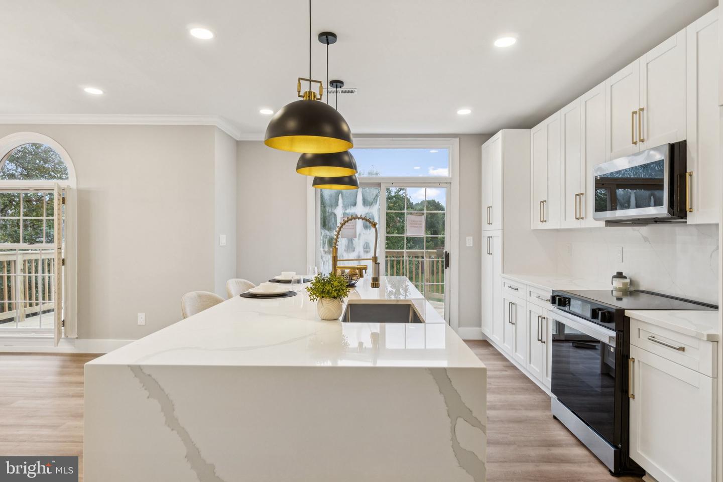 6481 SHARON KAY CT, ALEXANDRIA, Virginia 22310, 3 Bedrooms Bedrooms, ,2 BathroomsBathrooms,Residential,For sale,6481 SHARON KAY CT,VAFX2278082 MLS # VAFX2278082 6481 SHARON KAY CT, ALEXANDRIA, Virginia 22310, 3 Bedrooms Bedrooms, ,2 BathroomsBathrooms,Residential,For sale,6481 SHARON KAY CT,VAFX2278082 MLS # VAFX2278082