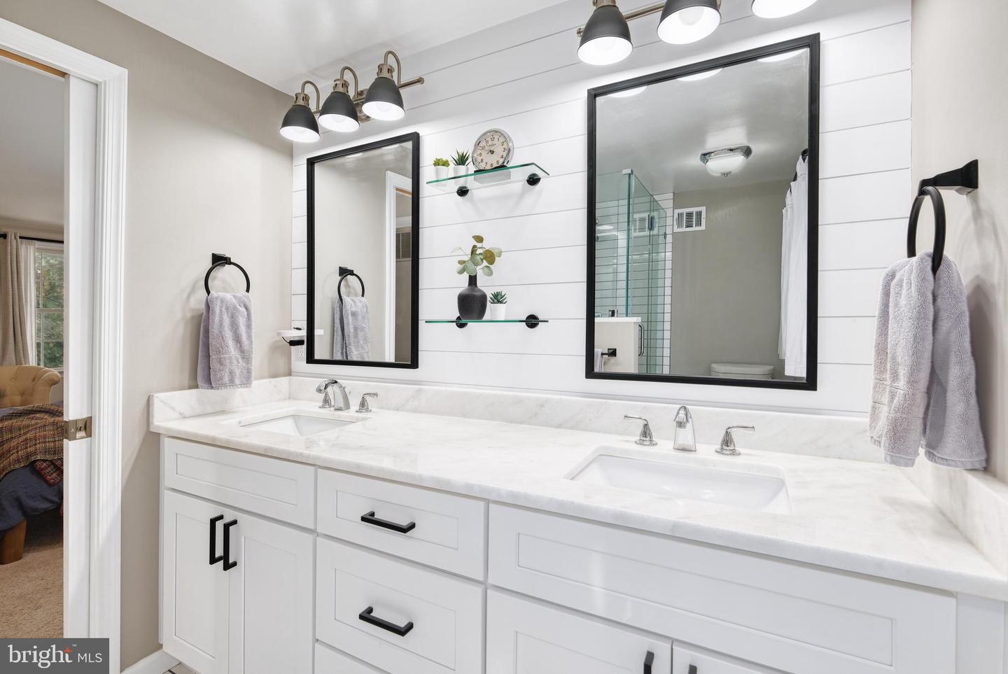 5055 KENERSON DR, FAIRFAX, Virginia 22032, 4 Bedrooms Bedrooms, ,2 BathroomsBathrooms,Residential,For sale,5055 KENERSON DR,VAFX2278122 MLS # VAFX2278122 5055 KENERSON DR, FAIRFAX, Virginia 22032, 4 Bedrooms Bedrooms, ,2 BathroomsBathrooms,Residential,For sale,5055 KENERSON DR,VAFX2278122 MLS # VAFX2278122