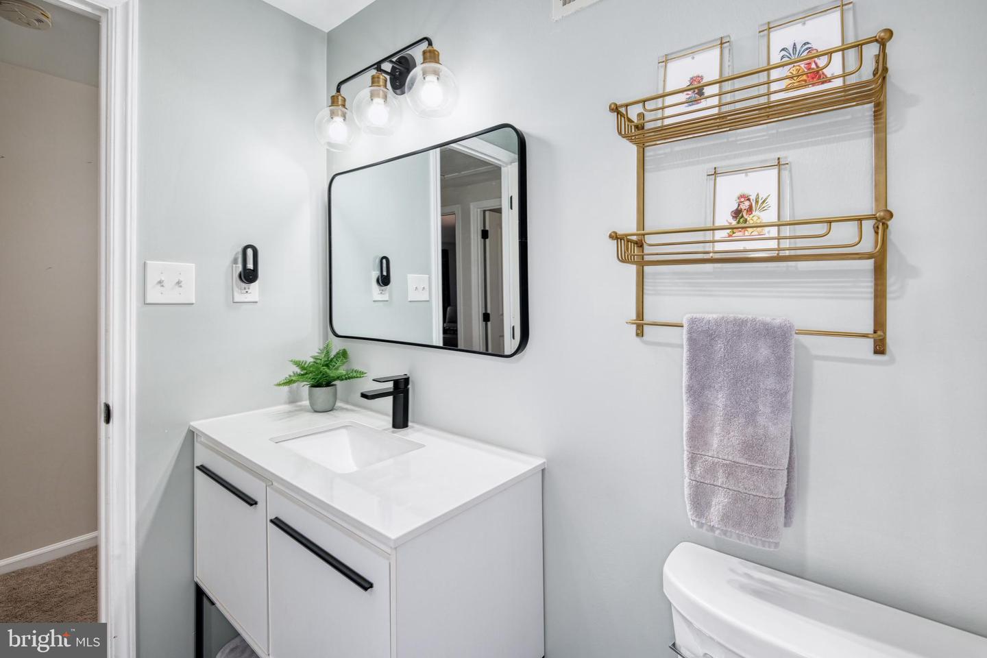 5055 KENERSON DR, FAIRFAX, Virginia 22032, 4 Bedrooms Bedrooms, ,2 BathroomsBathrooms,Residential,For sale,5055 KENERSON DR,VAFX2278122 MLS # VAFX2278122 5055 KENERSON DR, FAIRFAX, Virginia 22032, 4 Bedrooms Bedrooms, ,2 BathroomsBathrooms,Residential,For sale,5055 KENERSON DR,VAFX2278122 MLS # VAFX2278122