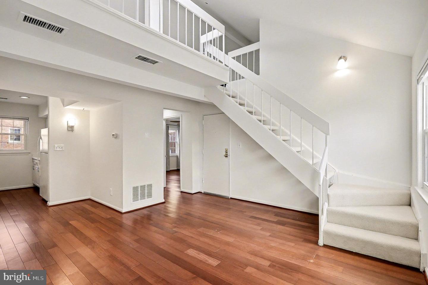 603 BASHFORD LN #3, ALEXANDRIA, Virginia 22314, 1 Bedroom Bedrooms, ,1 BathroomBathrooms,Residential,For sale,603 BASHFORD LN #3,VAAX2051562 MLS # VAAX2051562 603 BASHFORD LN #3, ALEXANDRIA, Virginia 22314, 1 Bedroom Bedrooms, ,1 BathroomBathrooms,Residential,For sale,603 BASHFORD LN #3,VAAX2051562 MLS # VAAX2051562