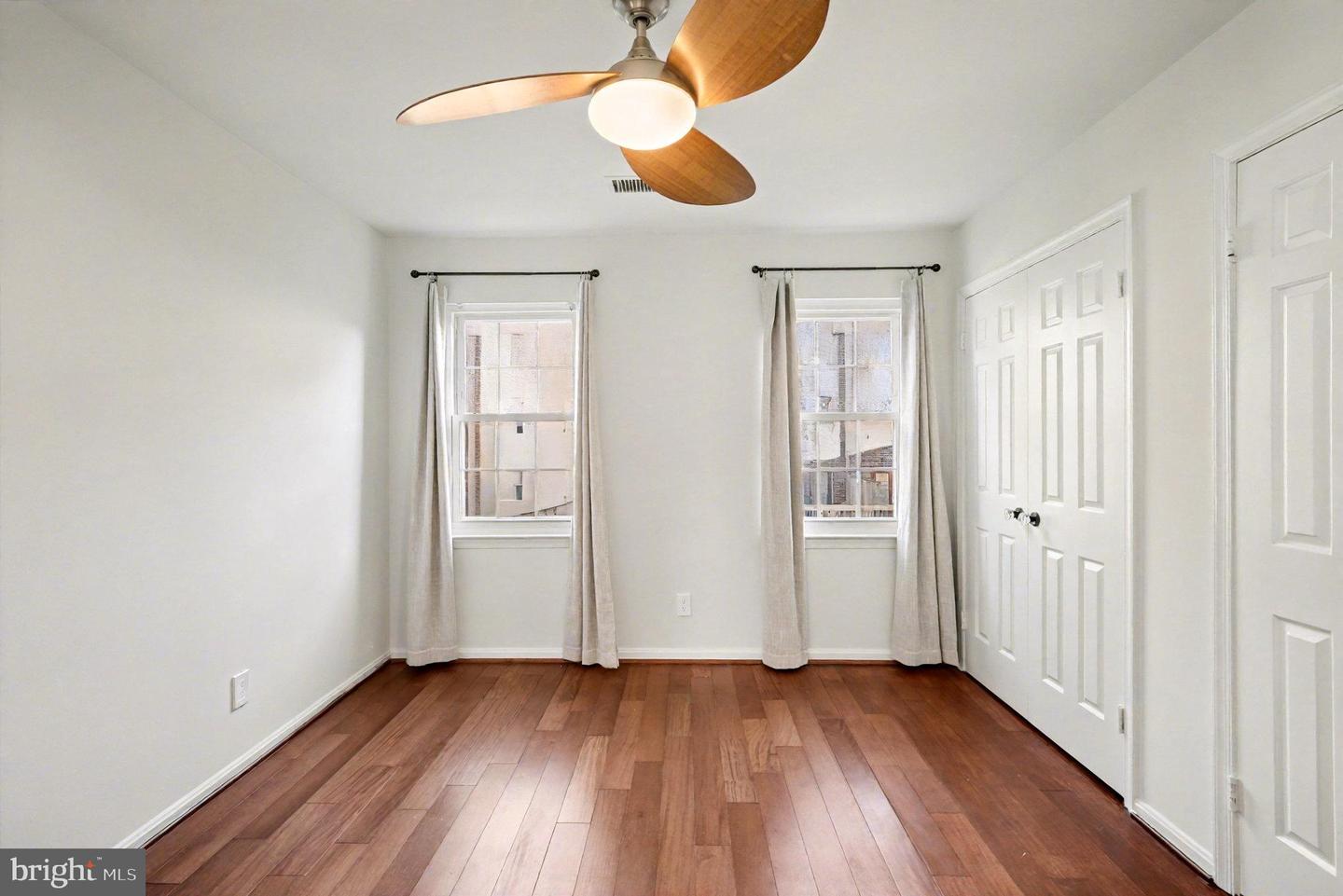 603 BASHFORD LN #3, ALEXANDRIA, Virginia 22314, 1 Bedroom Bedrooms, ,1 BathroomBathrooms,Residential,For sale,603 BASHFORD LN #3,VAAX2051562 MLS # VAAX2051562 603 BASHFORD LN #3, ALEXANDRIA, Virginia 22314, 1 Bedroom Bedrooms, ,1 BathroomBathrooms,Residential,For sale,603 BASHFORD LN #3,VAAX2051562 MLS # VAAX2051562