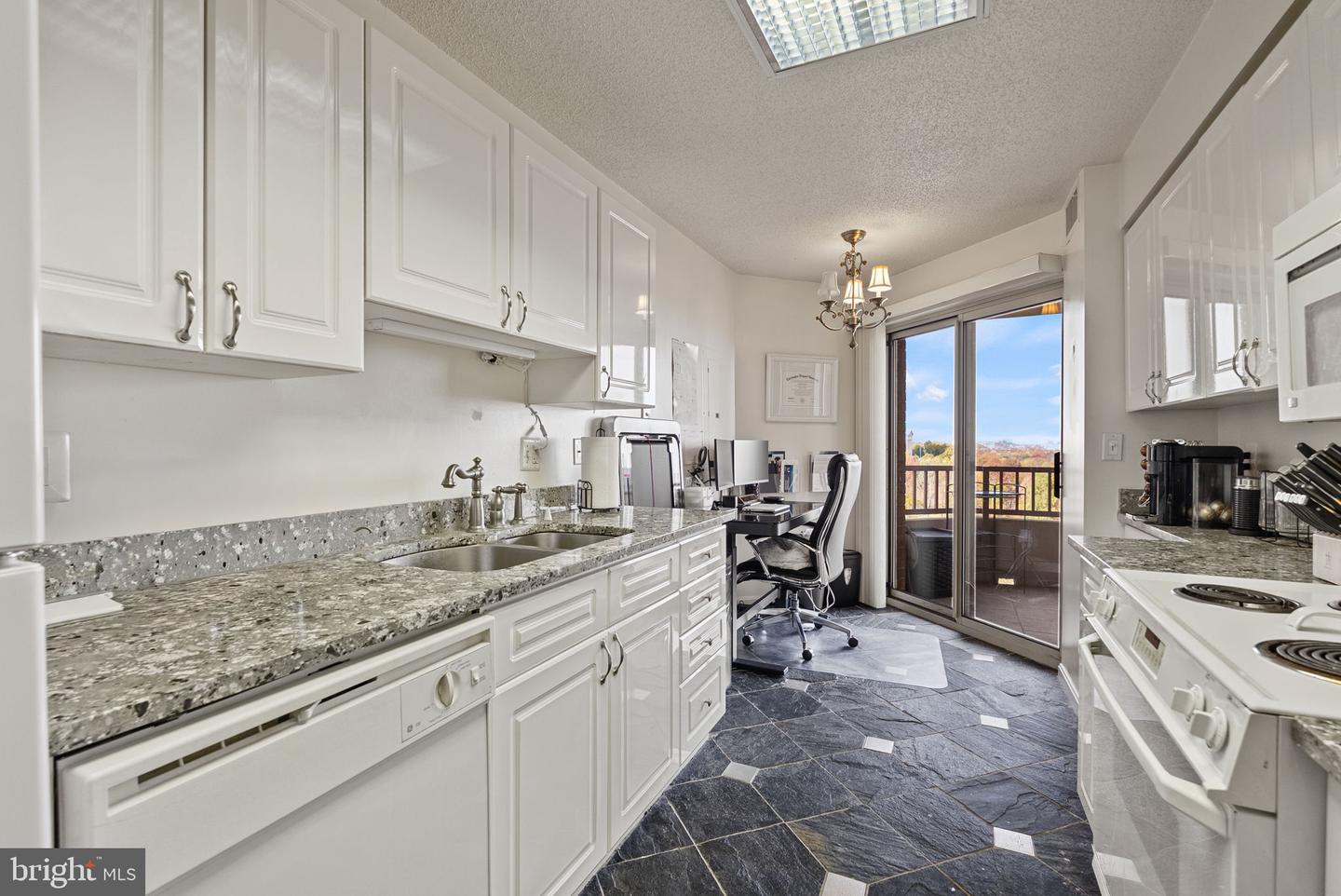 2121 JAMIESON AVE #1501, ALEXANDRIA, Virginia 22314, 2 Bedrooms Bedrooms, ,2 BathroomsBathrooms,Residential,For sale,2121 JAMIESON AVE #1501,VAAX2051568 MLS # VAAX2051568 2121 JAMIESON AVE #1501, ALEXANDRIA, Virginia 22314, 2 Bedrooms Bedrooms, ,2 BathroomsBathrooms,Residential,For sale,2121 JAMIESON AVE #1501,VAAX2051568 MLS # VAAX2051568