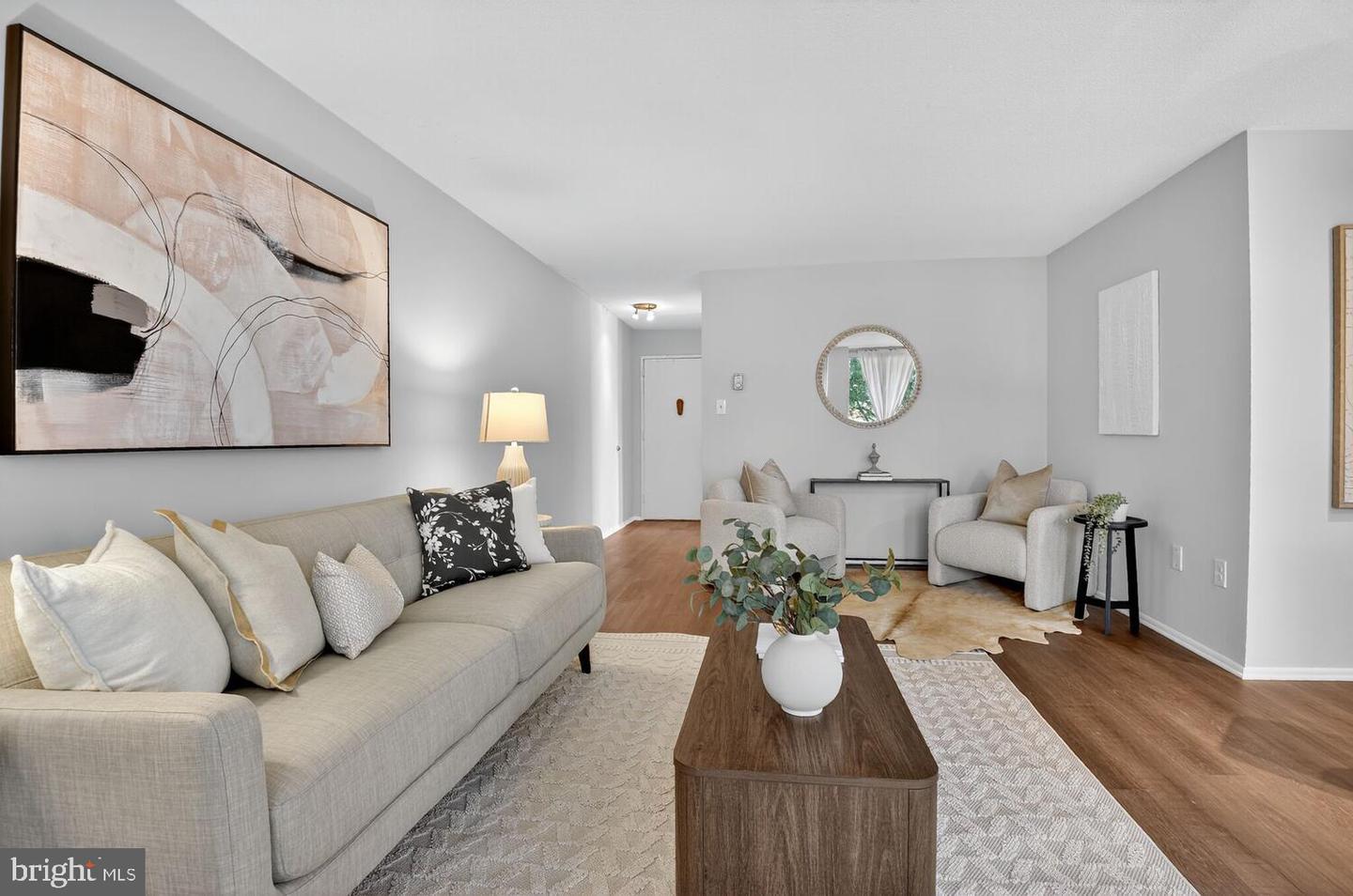 4600 S FOUR MILE RUN DR S #301, ARLINGTON, Virginia 22204, 1 Bedroom Bedrooms, ,1 BathroomBathrooms,Residential,For sale,4600 S FOUR MILE RUN DR S #301,VAAR2065788 MLS # VAAR2065788 4600 S FOUR MILE RUN DR S #301, ARLINGTON, Virginia 22204, 1 Bedroom Bedrooms, ,1 BathroomBathrooms,Residential,For sale,4600 S FOUR MILE RUN DR S #301,VAAR2065788 MLS # VAAR2065788