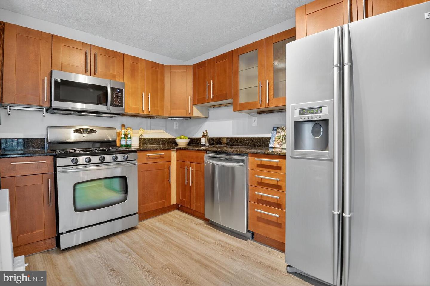 4600 S FOUR MILE RUN DR S #301, ARLINGTON, Virginia 22204, 1 Bedroom Bedrooms, ,1 BathroomBathrooms,Residential,For sale,4600 S FOUR MILE RUN DR S #301,VAAR2065788 MLS # VAAR2065788 4600 S FOUR MILE RUN DR S #301, ARLINGTON, Virginia 22204, 1 Bedroom Bedrooms, ,1 BathroomBathrooms,Residential,For sale,4600 S FOUR MILE RUN DR S #301,VAAR2065788 MLS # VAAR2065788