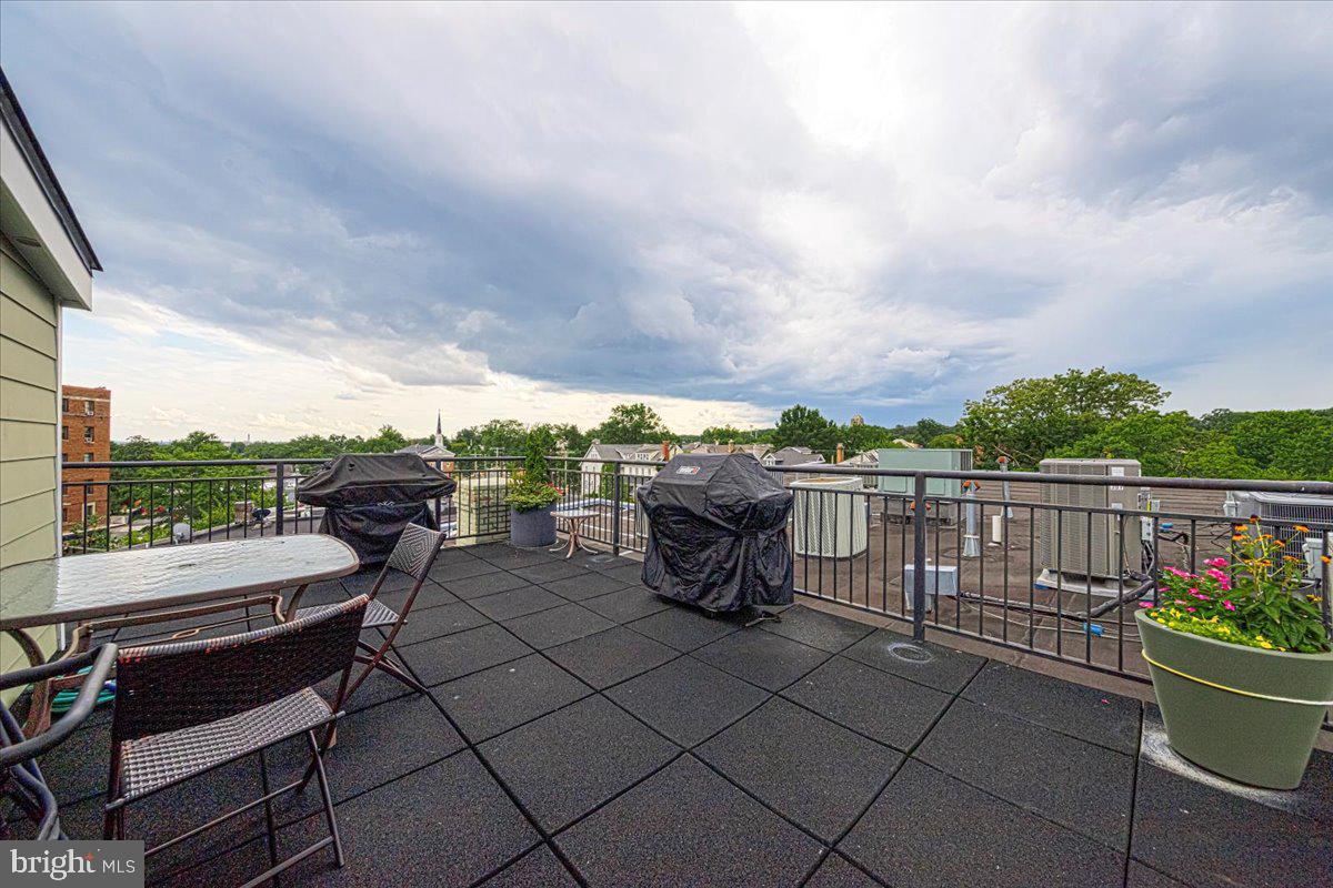 1352 LONGFELLOW ST NW #302, WASHINGTON, District Of Columbia 20011, 2 Bedrooms Bedrooms, ,1 BathroomBathrooms,Residential,For sale,1352 LONGFELLOW ST NW #302,DCDC2230770 MLS # DCDC2230770 1352 LONGFELLOW ST NW #302, WASHINGTON, District Of Columbia 20011, 2 Bedrooms Bedrooms, ,1 BathroomBathrooms,Residential,For sale,1352 LONGFELLOW ST NW #302,DCDC2230770 MLS # DCDC2230770