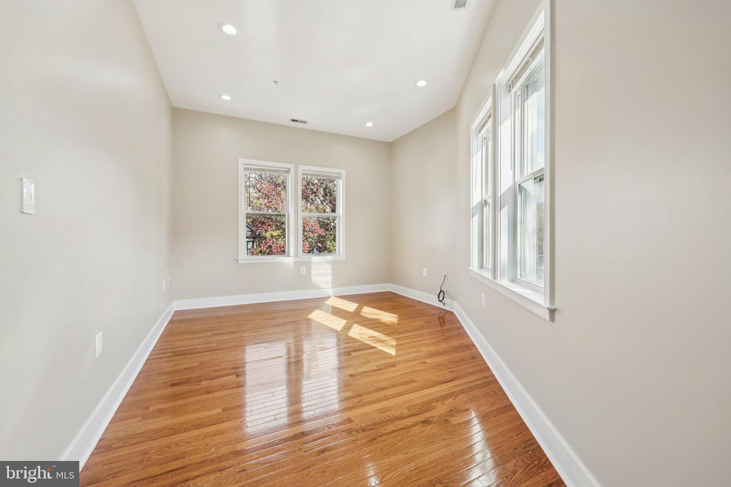 1352 LONGFELLOW ST NW #302, WASHINGTON, District Of Columbia 20011, 2 Bedrooms Bedrooms, ,1 BathroomBathrooms,Residential,For sale,1352 LONGFELLOW ST NW #302,DCDC2230770 MLS # DCDC2230770 1352 LONGFELLOW ST NW #302, WASHINGTON, District Of Columbia 20011, 2 Bedrooms Bedrooms, ,1 BathroomBathrooms,Residential,For sale,1352 LONGFELLOW ST NW #302,DCDC2230770 MLS # DCDC2230770