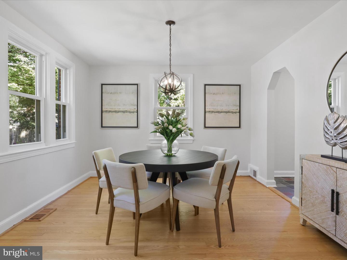 2323 N BURLINGTON ST, ARLINGTON, Virginia 22207, 3 Bedrooms Bedrooms, ,2 BathroomsBathrooms,Residential,For sale,2323 N BURLINGTON ST,VAAR2061696 MLS # VAAR2061696 2323 N BURLINGTON ST, ARLINGTON, Virginia 22207, 3 Bedrooms Bedrooms, ,2 BathroomsBathrooms,Residential,For sale,2323 N BURLINGTON ST,VAAR2061696 MLS # VAAR2061696