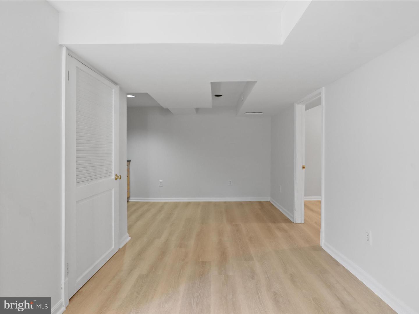 2323 N BURLINGTON ST, ARLINGTON, Virginia 22207, 3 Bedrooms Bedrooms, ,2 BathroomsBathrooms,Residential,For sale,2323 N BURLINGTON ST,VAAR2061696 MLS # VAAR2061696 2323 N BURLINGTON ST, ARLINGTON, Virginia 22207, 3 Bedrooms Bedrooms, ,2 BathroomsBathrooms,Residential,For sale,2323 N BURLINGTON ST,VAAR2061696 MLS # VAAR2061696