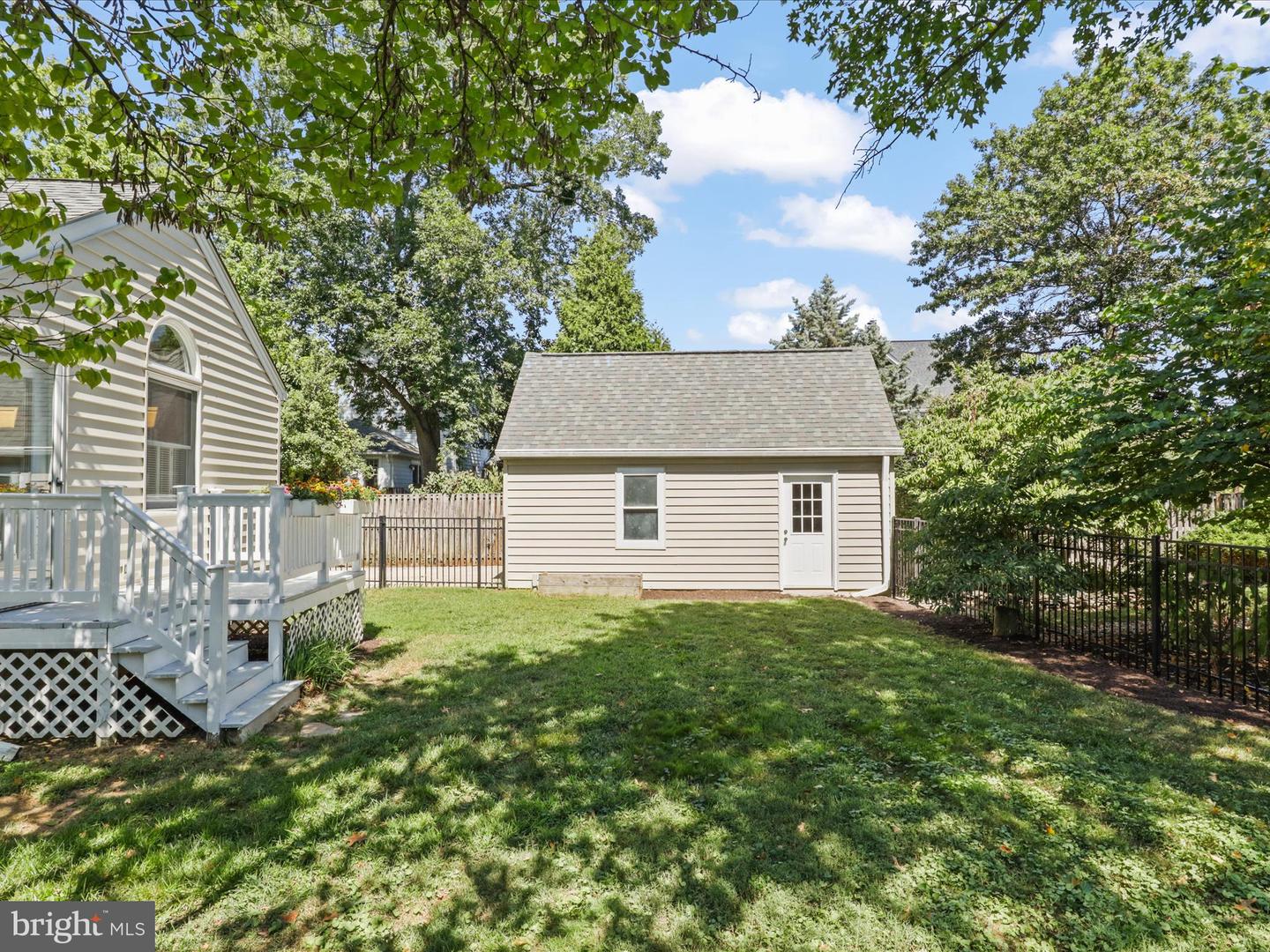 2323 N BURLINGTON ST, ARLINGTON, Virginia 22207, 3 Bedrooms Bedrooms, ,2 BathroomsBathrooms,Residential,For sale,2323 N BURLINGTON ST,VAAR2061696 MLS # VAAR2061696 2323 N BURLINGTON ST, ARLINGTON, Virginia 22207, 3 Bedrooms Bedrooms, ,2 BathroomsBathrooms,Residential,For sale,2323 N BURLINGTON ST,VAAR2061696 MLS # VAAR2061696