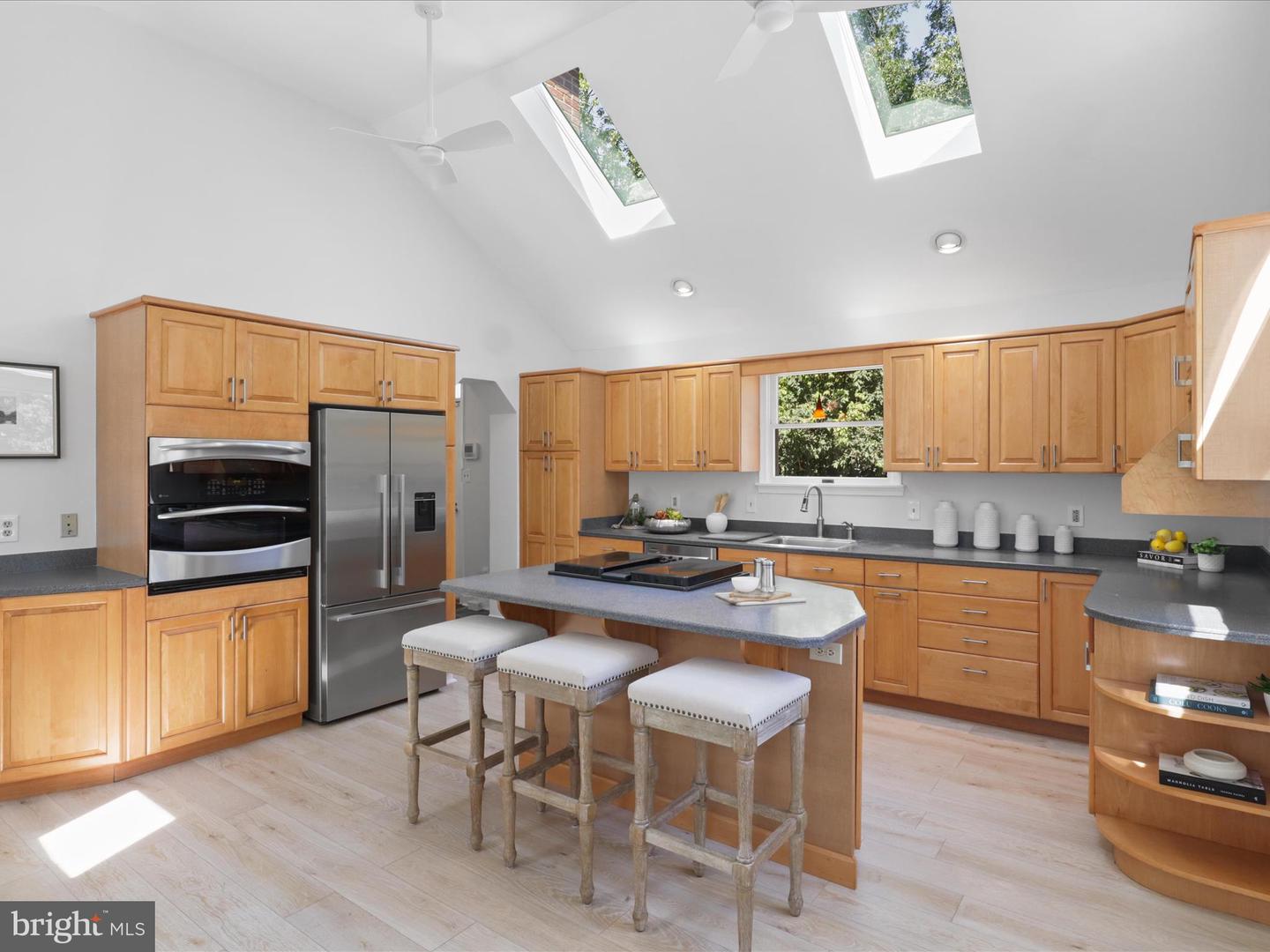 2323 N BURLINGTON ST, ARLINGTON, Virginia 22207, 3 Bedrooms Bedrooms, ,2 BathroomsBathrooms,Residential,For sale,2323 N BURLINGTON ST,VAAR2061696 MLS # VAAR2061696 2323 N BURLINGTON ST, ARLINGTON, Virginia 22207, 3 Bedrooms Bedrooms, ,2 BathroomsBathrooms,Residential,For sale,2323 N BURLINGTON ST,VAAR2061696 MLS # VAAR2061696