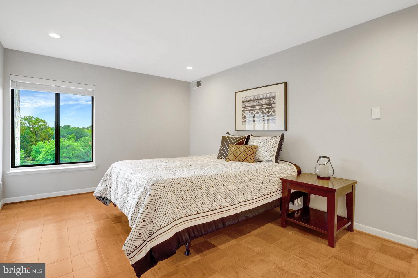 3100 S MANCHESTER ST #1128, FALLS CHURCH, Virginia 22044, 2 Bedrooms Bedrooms, ,2 BathroomsBathrooms,Residential,For sale,3100 S MANCHESTER ST #1128,VAFX2262304 MLS # VAFX2262304 3100 S MANCHESTER ST #1128, FALLS CHURCH, Virginia 22044, 2 Bedrooms Bedrooms, ,2 BathroomsBathrooms,Residential,For sale,3100 S MANCHESTER ST #1128,VAFX2262304 MLS # VAFX2262304