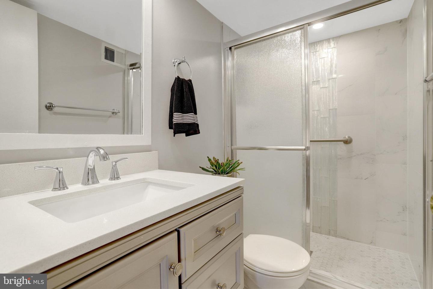 3100 S MANCHESTER ST #1128, FALLS CHURCH, Virginia 22044, 2 Bedrooms Bedrooms, ,2 BathroomsBathrooms,Residential,For sale,3100 S MANCHESTER ST #1128,VAFX2262304 MLS # VAFX2262304 3100 S MANCHESTER ST #1128, FALLS CHURCH, Virginia 22044, 2 Bedrooms Bedrooms, ,2 BathroomsBathrooms,Residential,For sale,3100 S MANCHESTER ST #1128,VAFX2262304 MLS # VAFX2262304