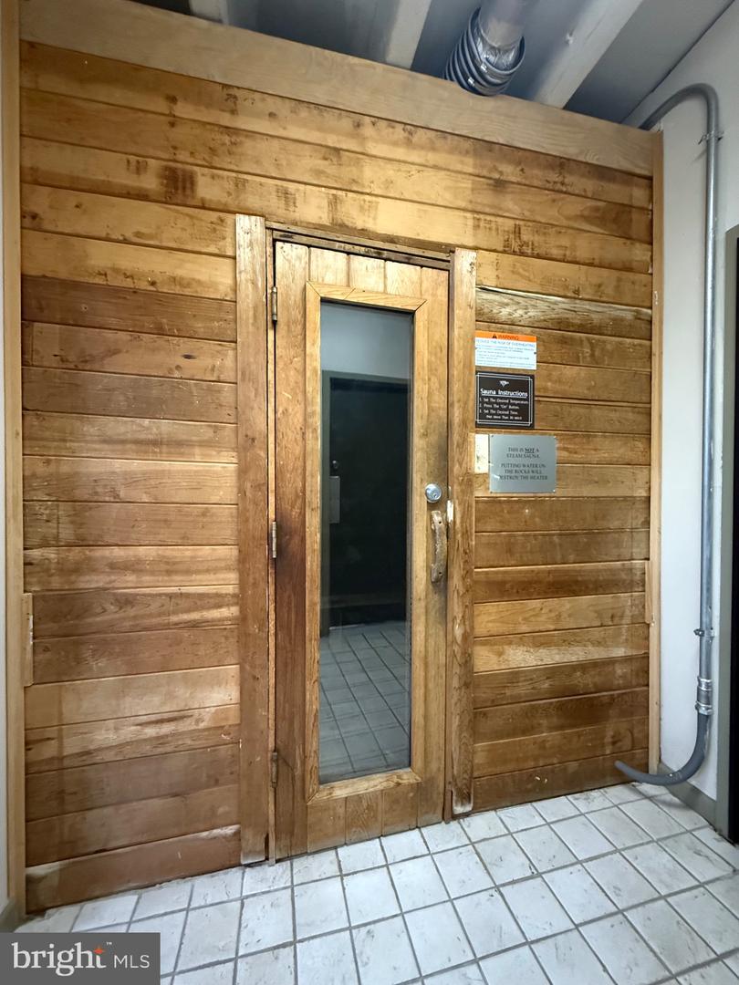 3100 S MANCHESTER ST #1128, FALLS CHURCH, Virginia 22044, 2 Bedrooms Bedrooms, ,2 BathroomsBathrooms,Residential,For sale,3100 S MANCHESTER ST #1128,VAFX2262304 MLS # VAFX2262304 3100 S MANCHESTER ST #1128, FALLS CHURCH, Virginia 22044, 2 Bedrooms Bedrooms, ,2 BathroomsBathrooms,Residential,For sale,3100 S MANCHESTER ST #1128,VAFX2262304 MLS # VAFX2262304